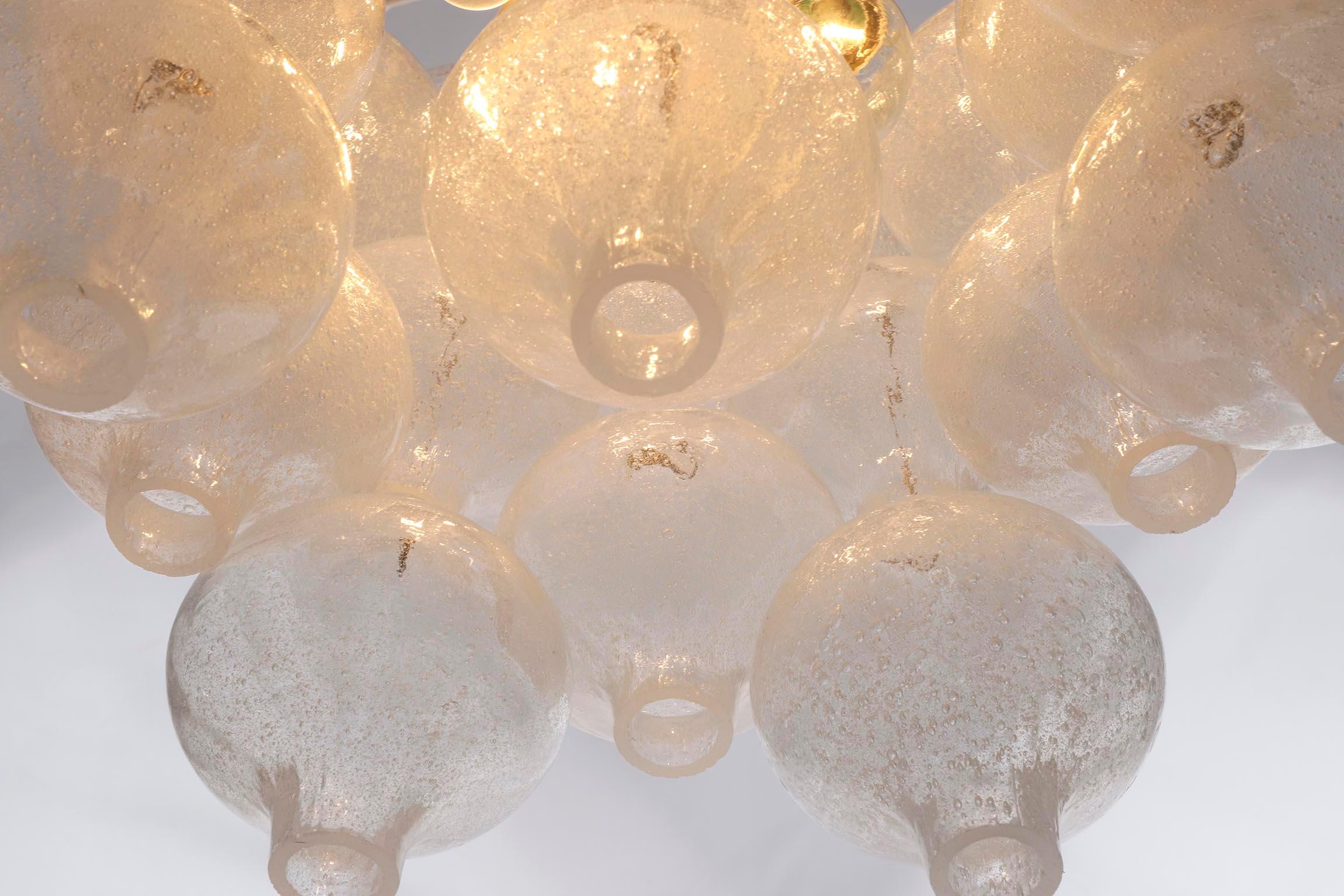 Kalmar 'Tulipan' Chandelier Pendant Light, Glass Brass, 1970, One of Two 4