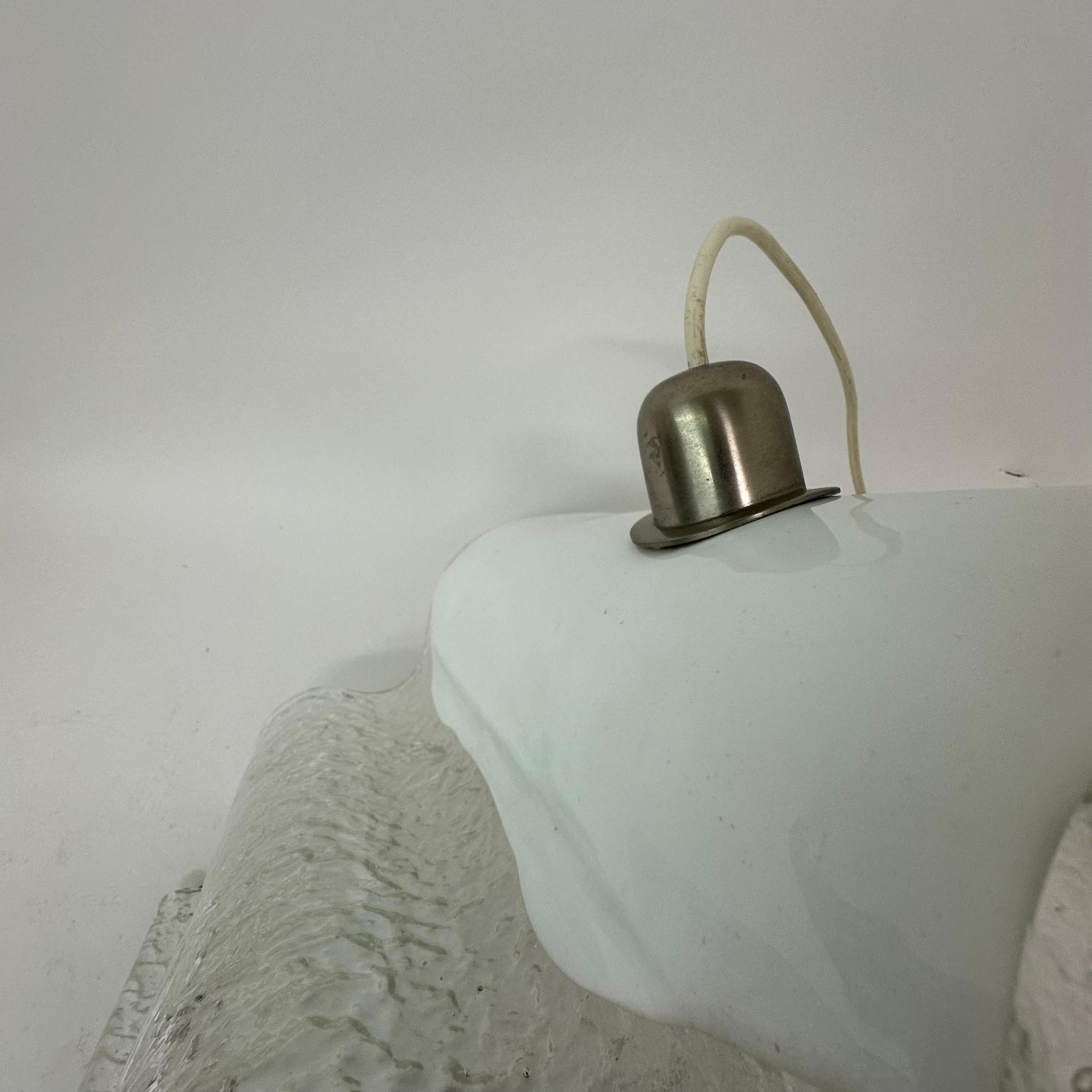 Lámpara de mesa de cristal Kalmar Wave ice , años 70 Alemania en venta 4