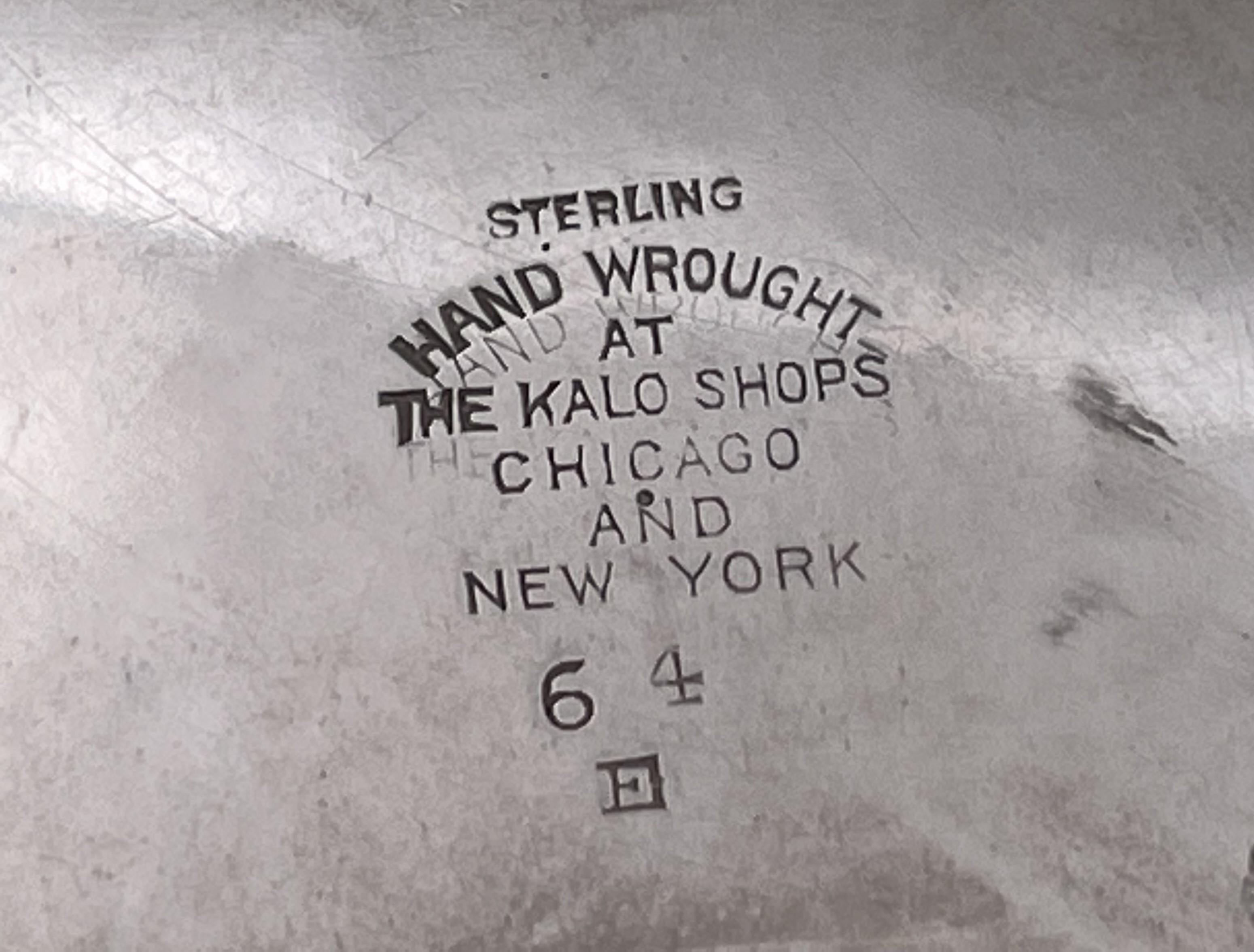 Kalo Sterling Silber Hand Wrought Hammered Bowl in Arts & Craft Stil von 1910s im Zustand „Gut“ im Angebot in New York, NY