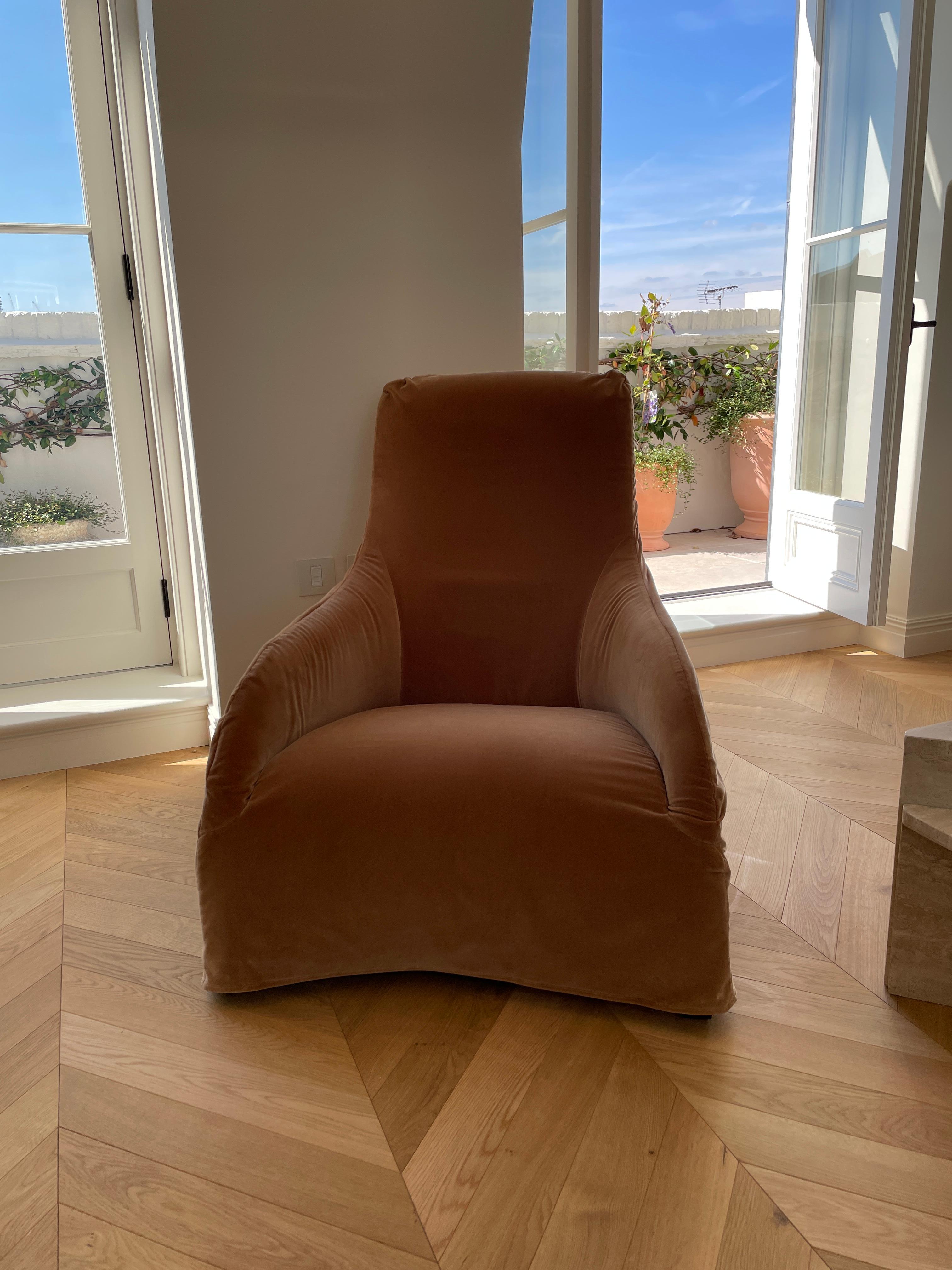 Late 20th Century Kalos Armchair by Antonio Citterio in Brown Velvet For Sale
