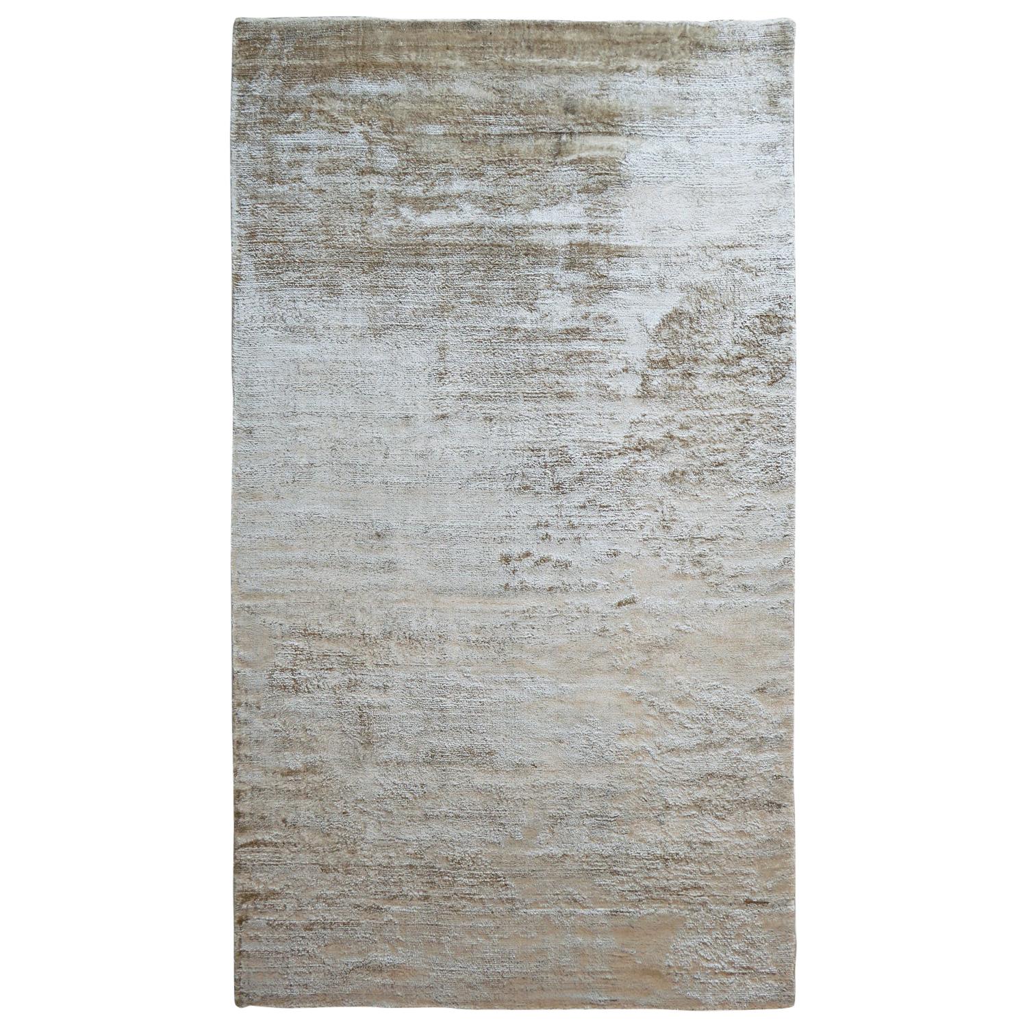 Contemporary Warm Neutral Shiny Soft Rug by Deanna Comellini 200x350 cm For Sale