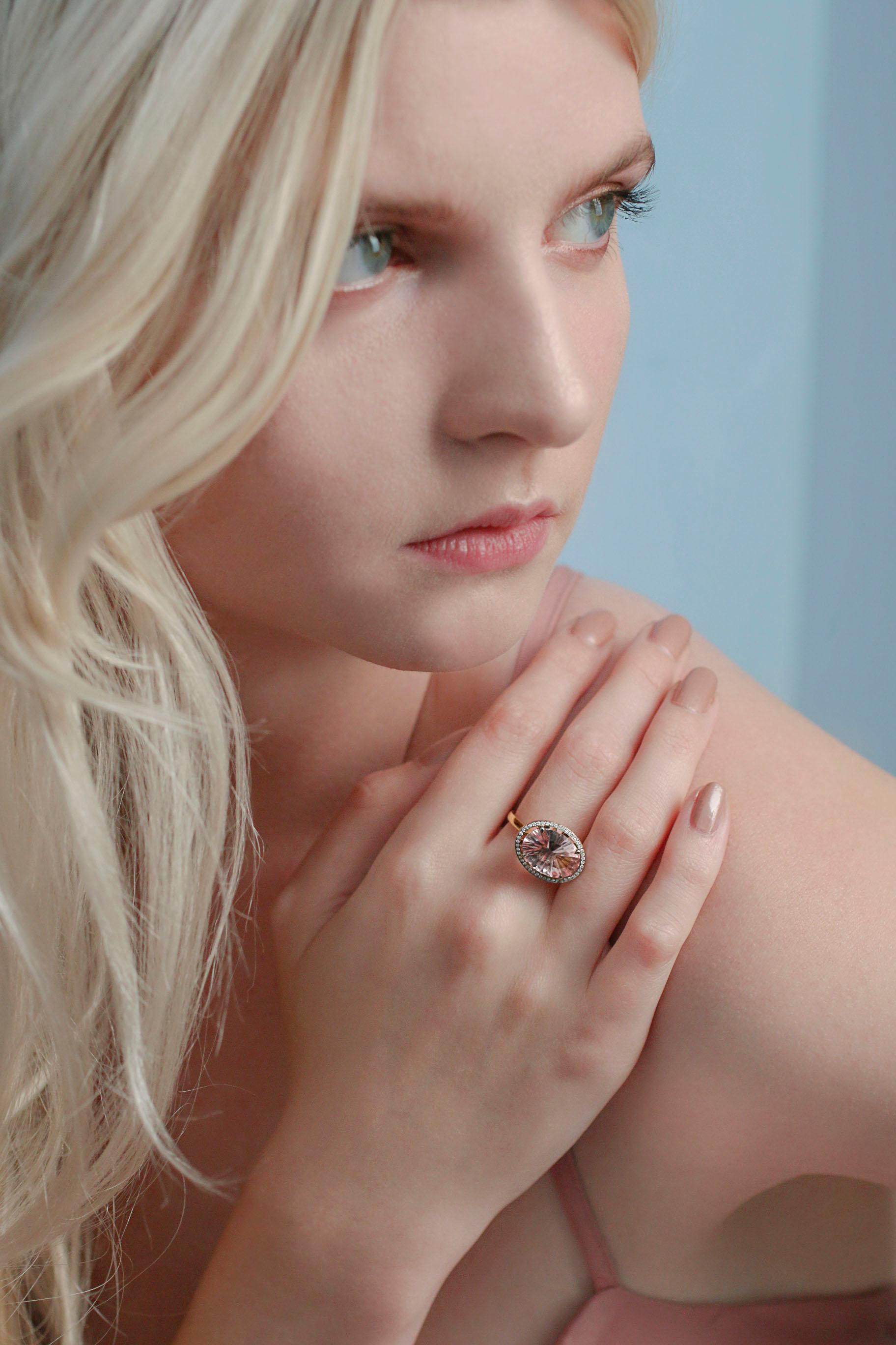 Brilliant Cut 18K White and Yellow Gold Morganite and Diamond Statement Ring – Handcrafted Ele For Sale