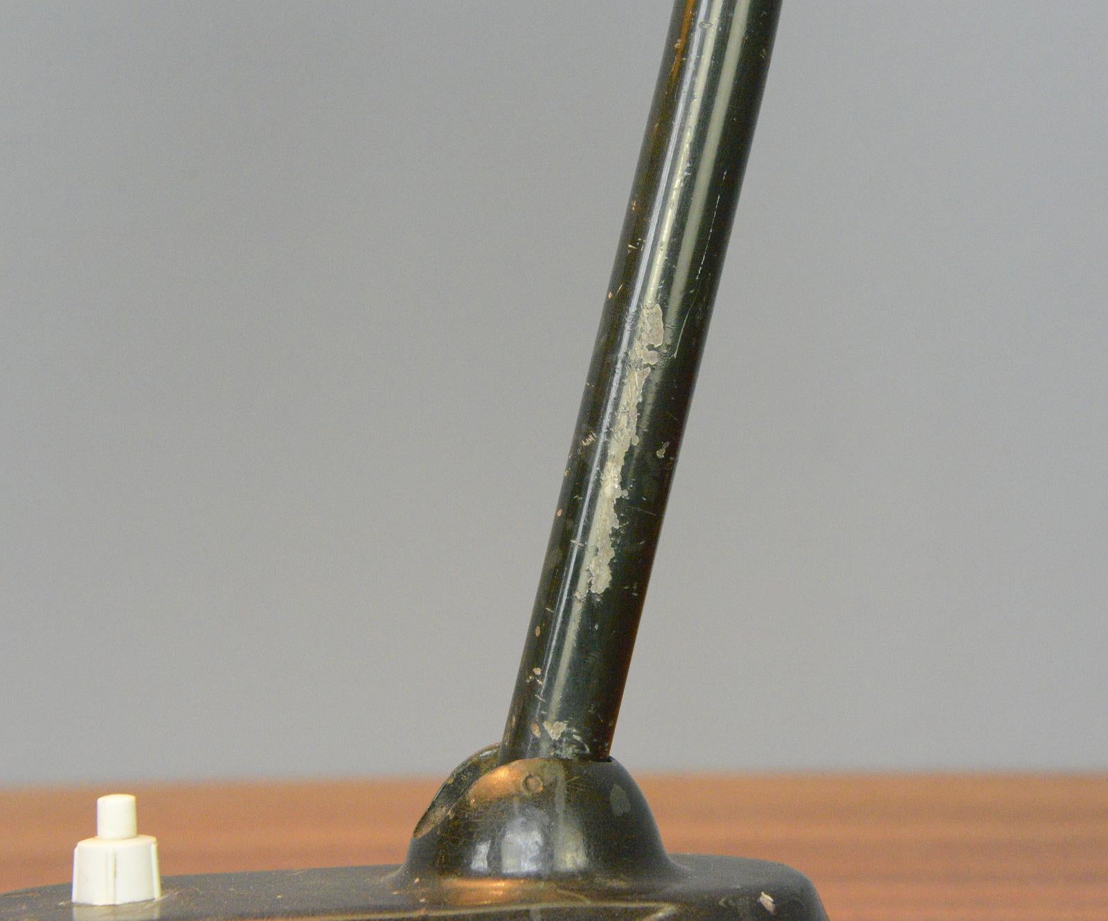 Steel Kandem 756 Desk Lamp, circa 1930s For Sale
