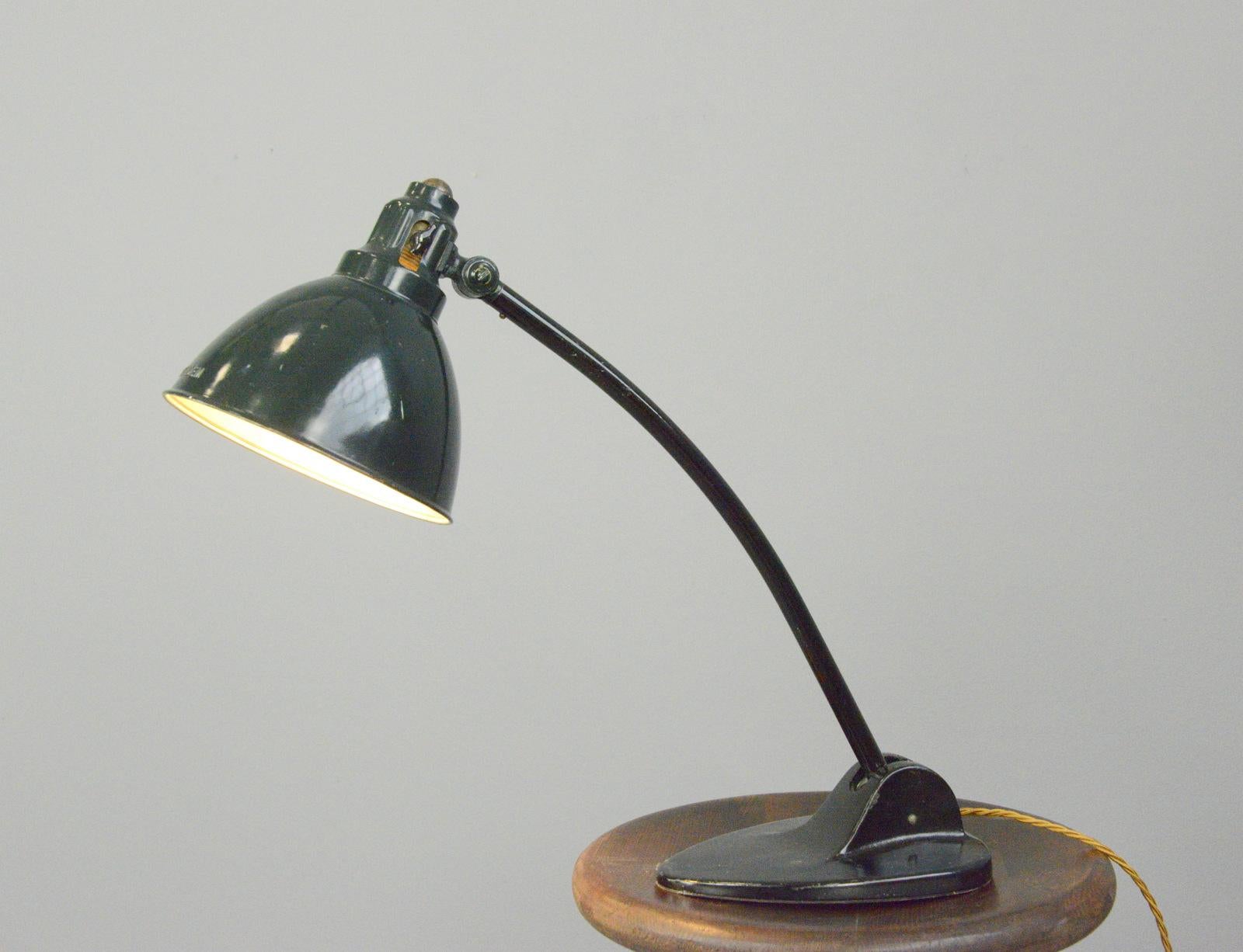 Acier Lampe de bureau Kandem Modèle 573, vers 1920 en vente