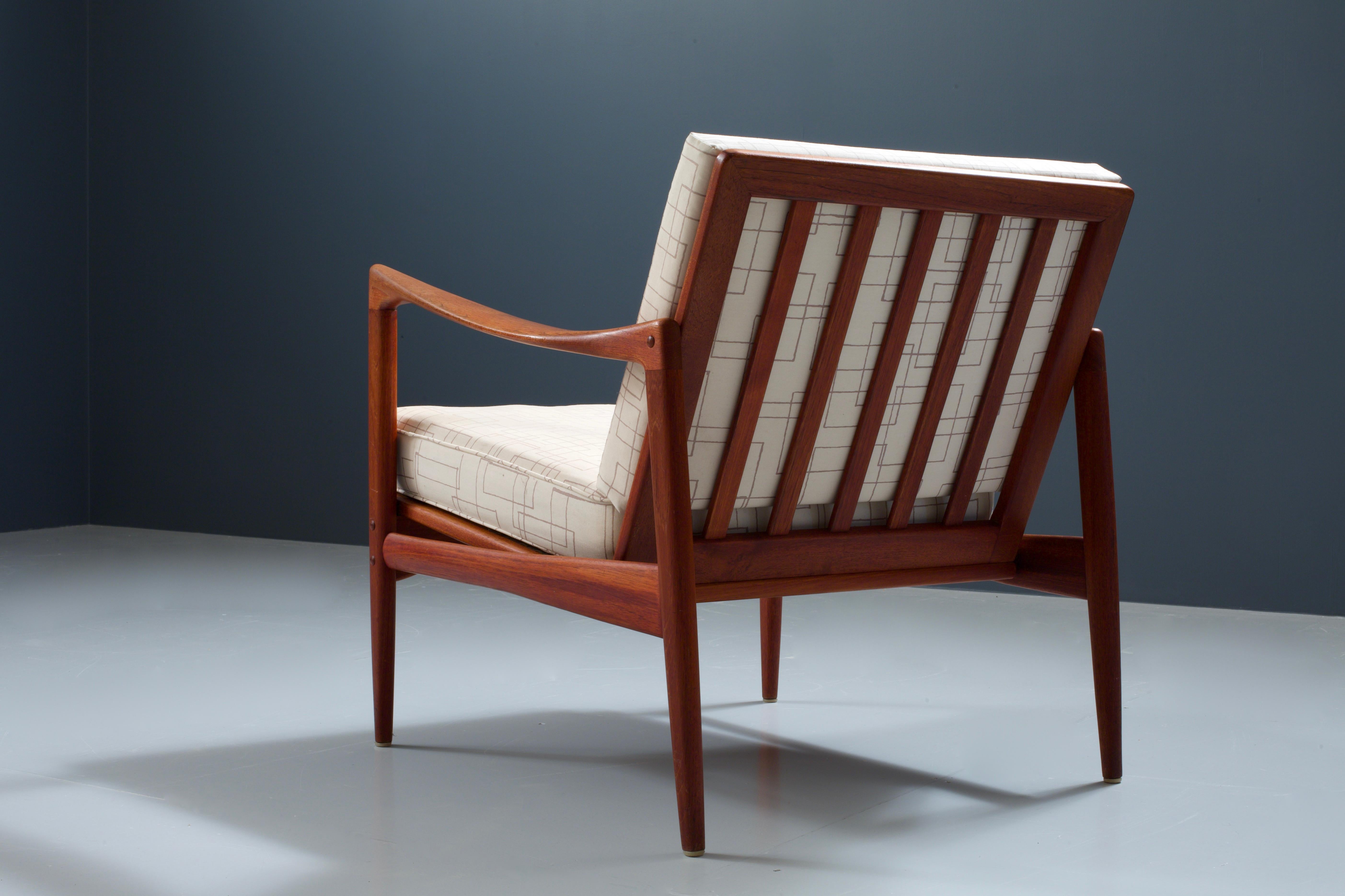 Danish 'Kandidaten' Chair by Ib Kofod-Larsen in Teak and Fabric for OPE, Sweden, 1960s