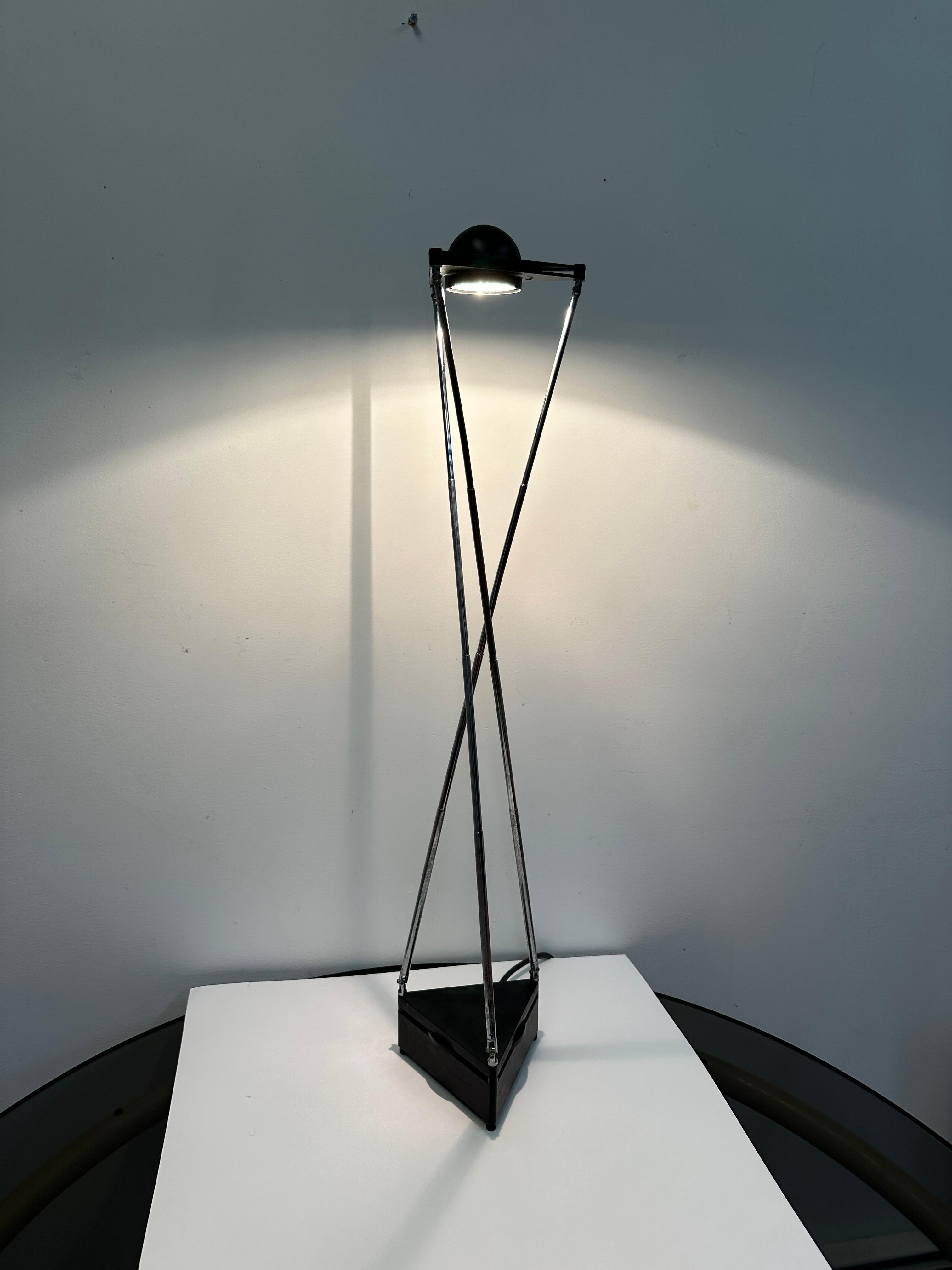 Italian Kandido Lamp by Ferdinand Alexander Porsche For Luci, Italy 1980's For Sale