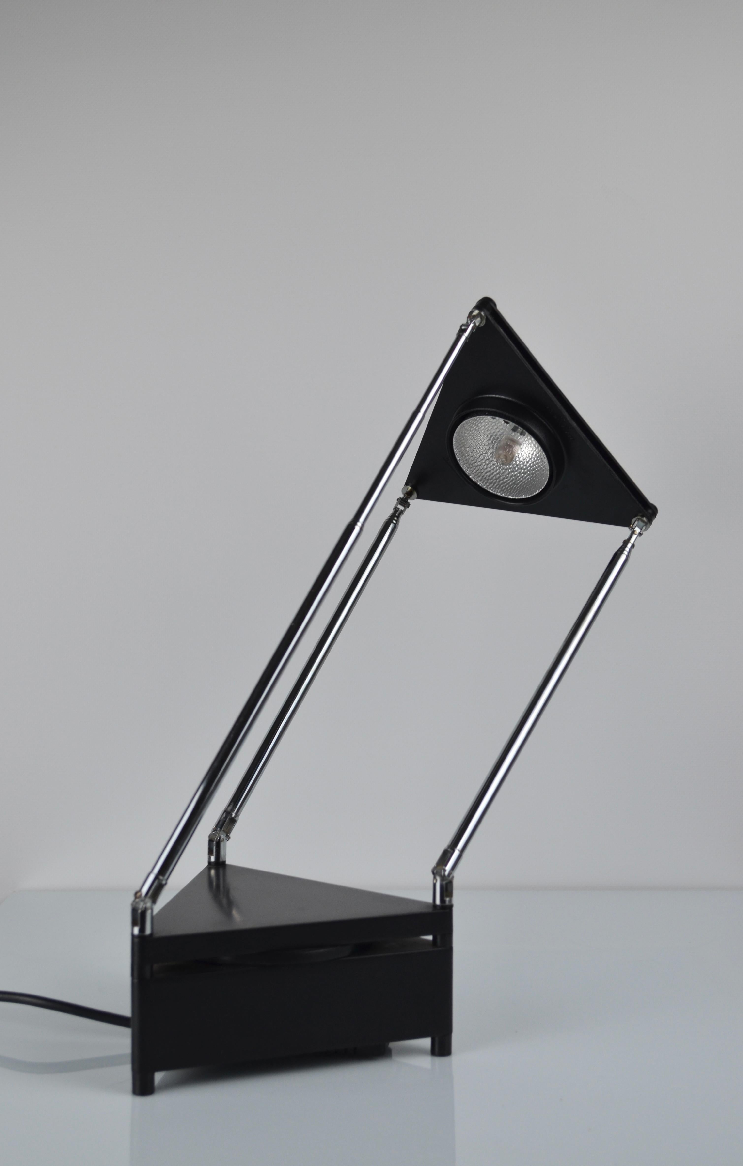 Kandido Lamp by Ferdinand Alexander Porsche for Luci, Italy, 1980s In Good Condition For Sale In Marinha Grande, PT