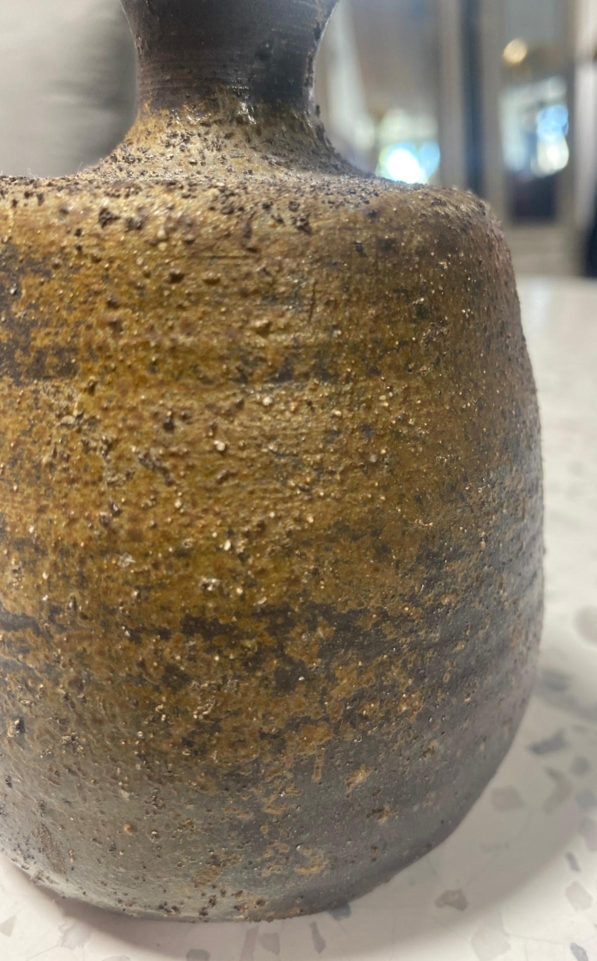 Fired Kaneshige Toyo National Treasure Signed Japanese Bizen Pottery Sake Bottle Vase For Sale