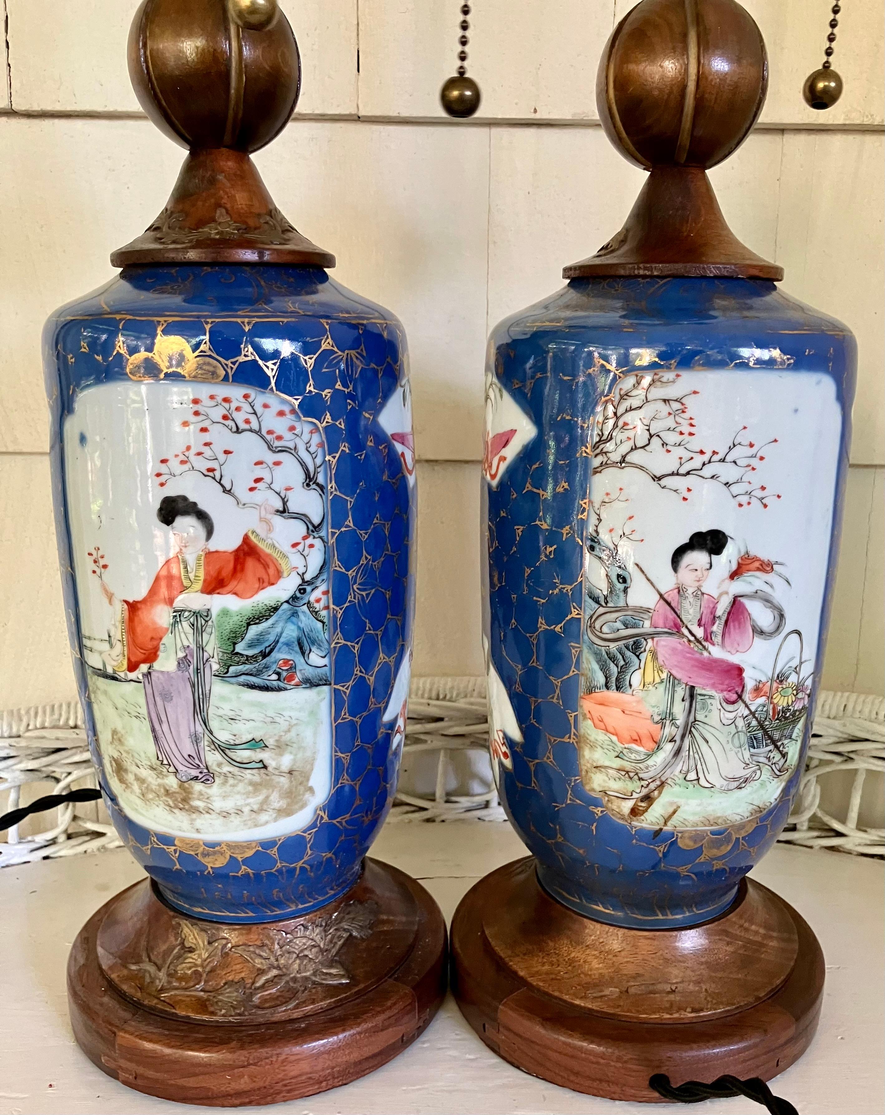 Chinois Lampes à vase Kangxi bleu doré en vente
