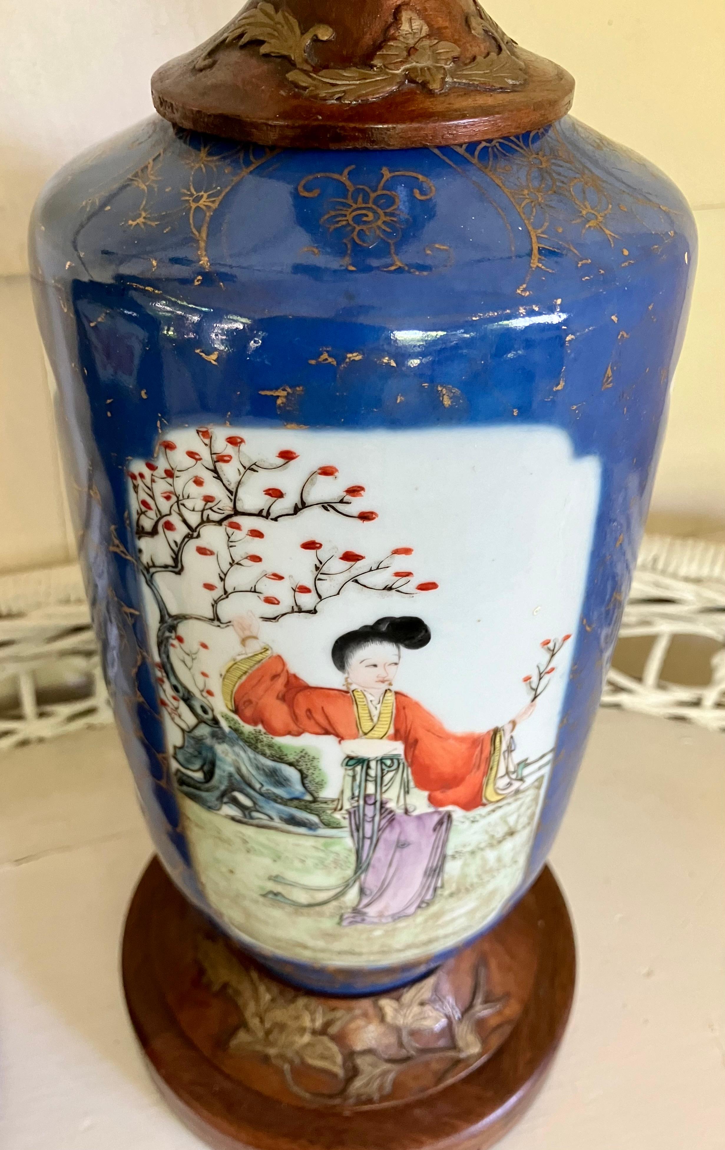 XIXe siècle Lampes à vase Kangxi bleu doré en vente
