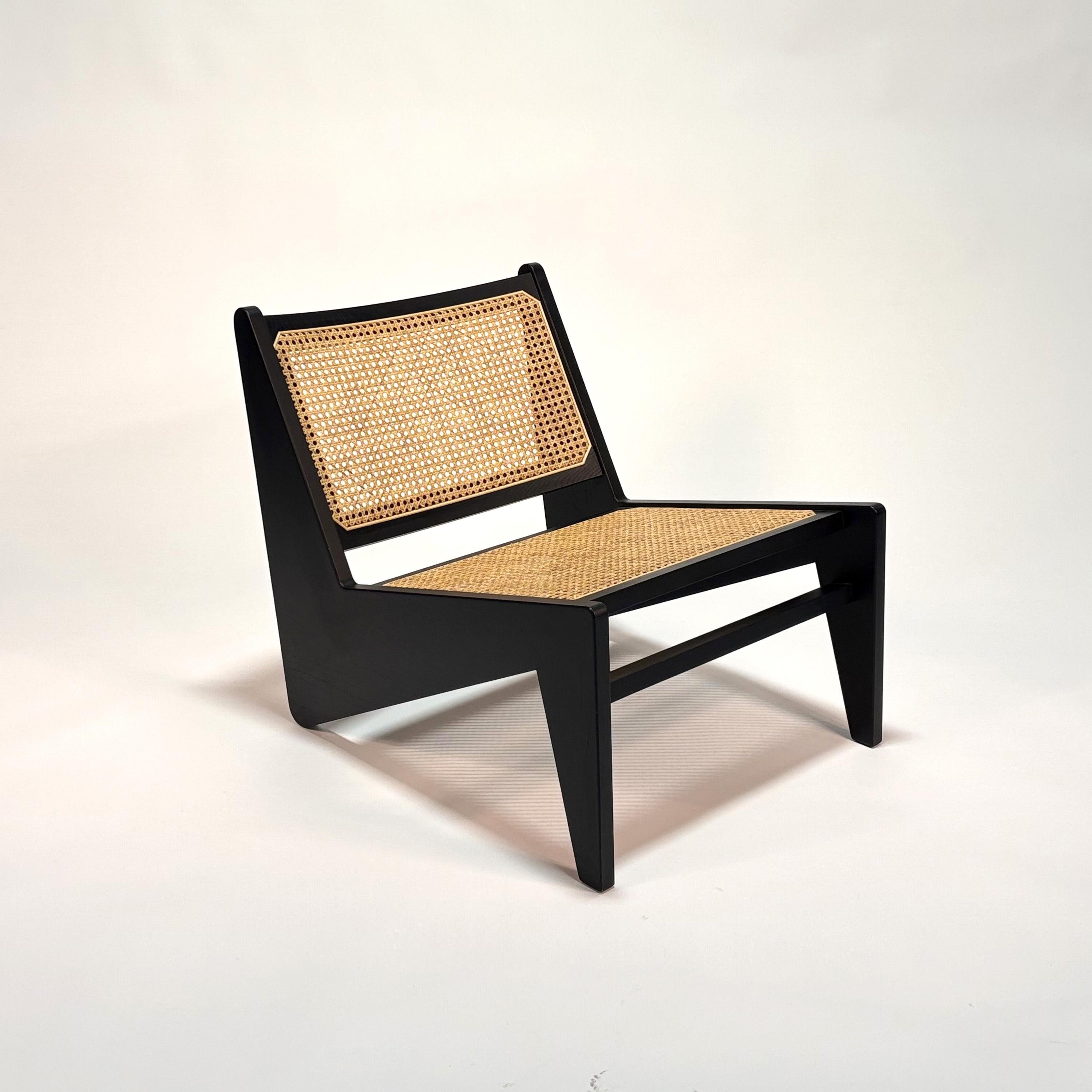 Kangourou  Fauteuil bas par Hommage  à Pierre Jeanneret en vente 4