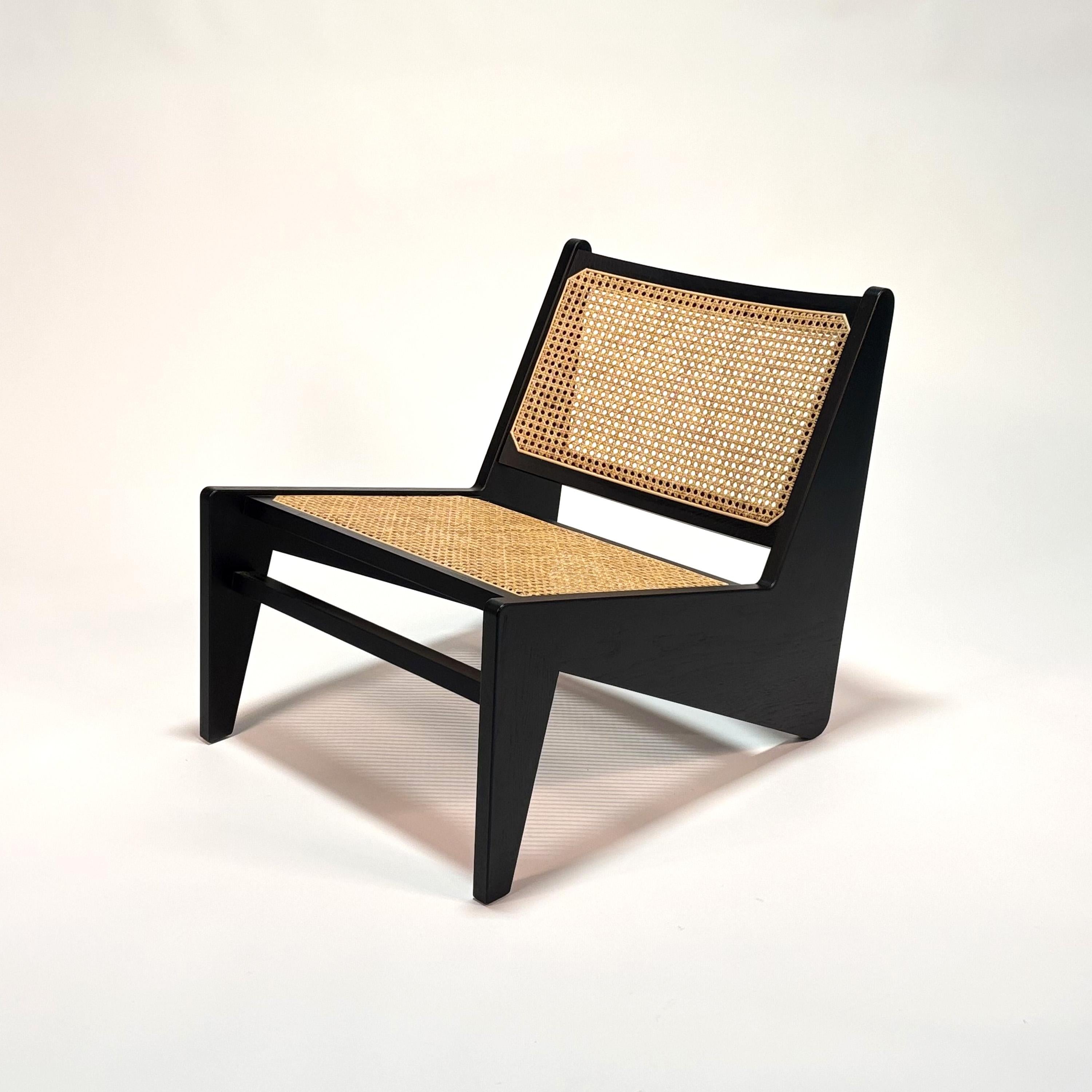 italien Kangourou  Fauteuil bas par Hommage  à Pierre Jeanneret en vente