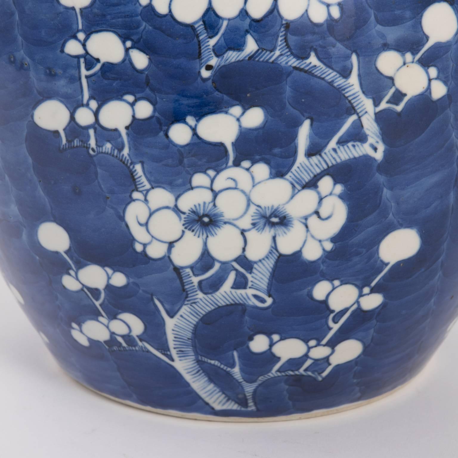 Kangxi Blue White Prunus Blossom Style Large Ginger Jar, circa 1880 7