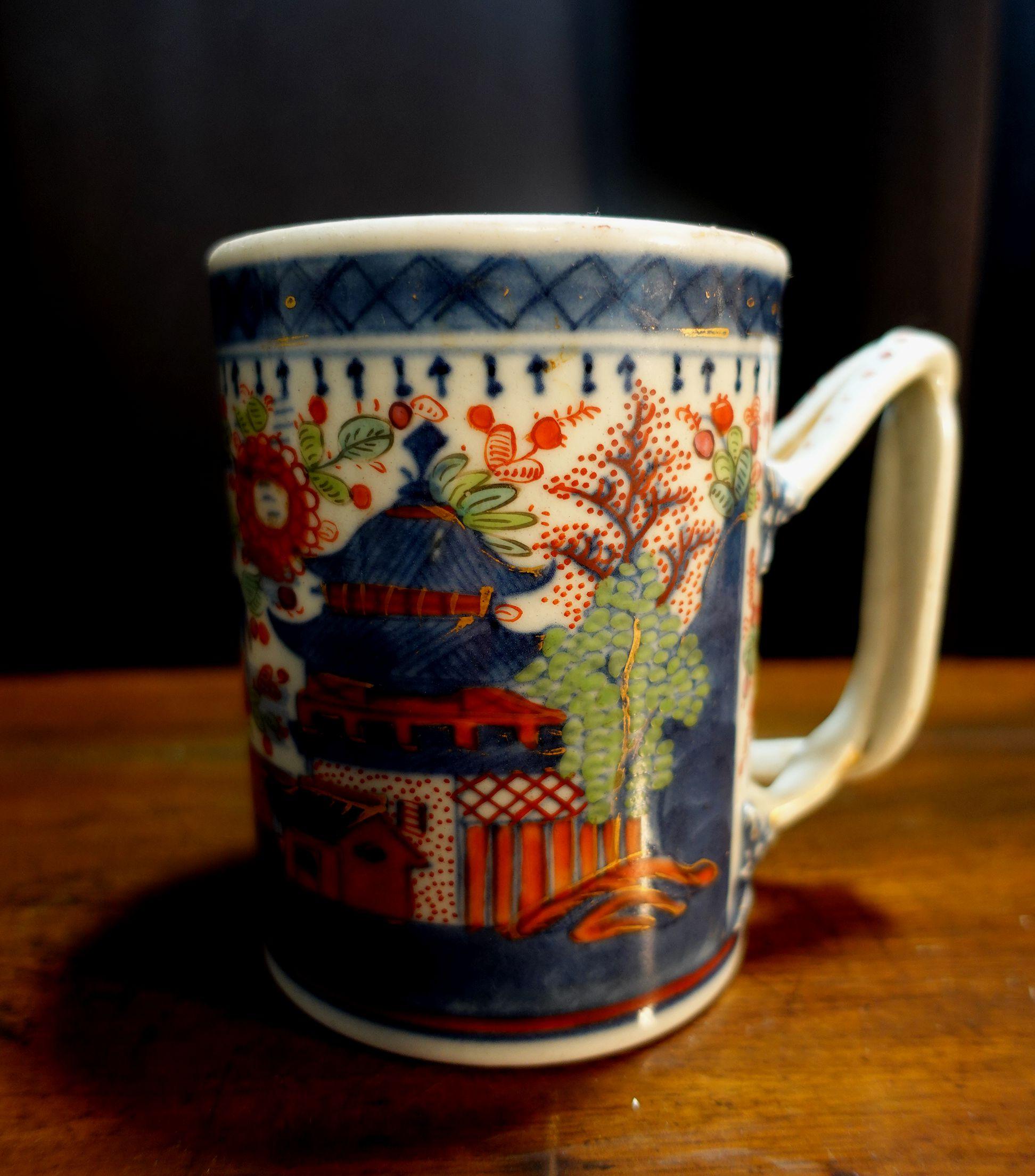 Chinese Kangxi Imari Porcelain Mug 'Tankard', 1700s For Sale