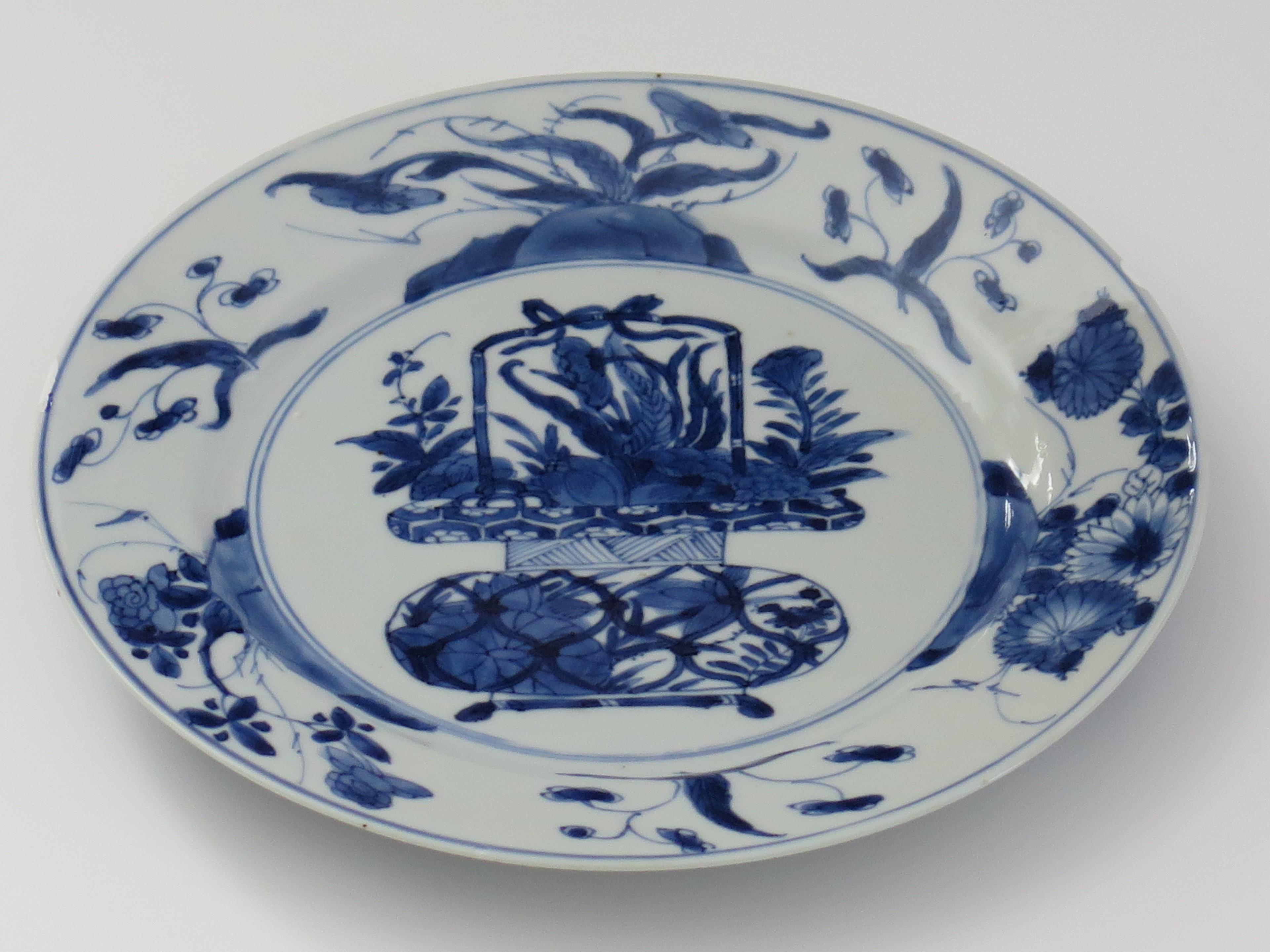 Qing Kangxi Mark & period Chinese Plate Porcelain Blue & White flower basket, Ca 1700 For Sale