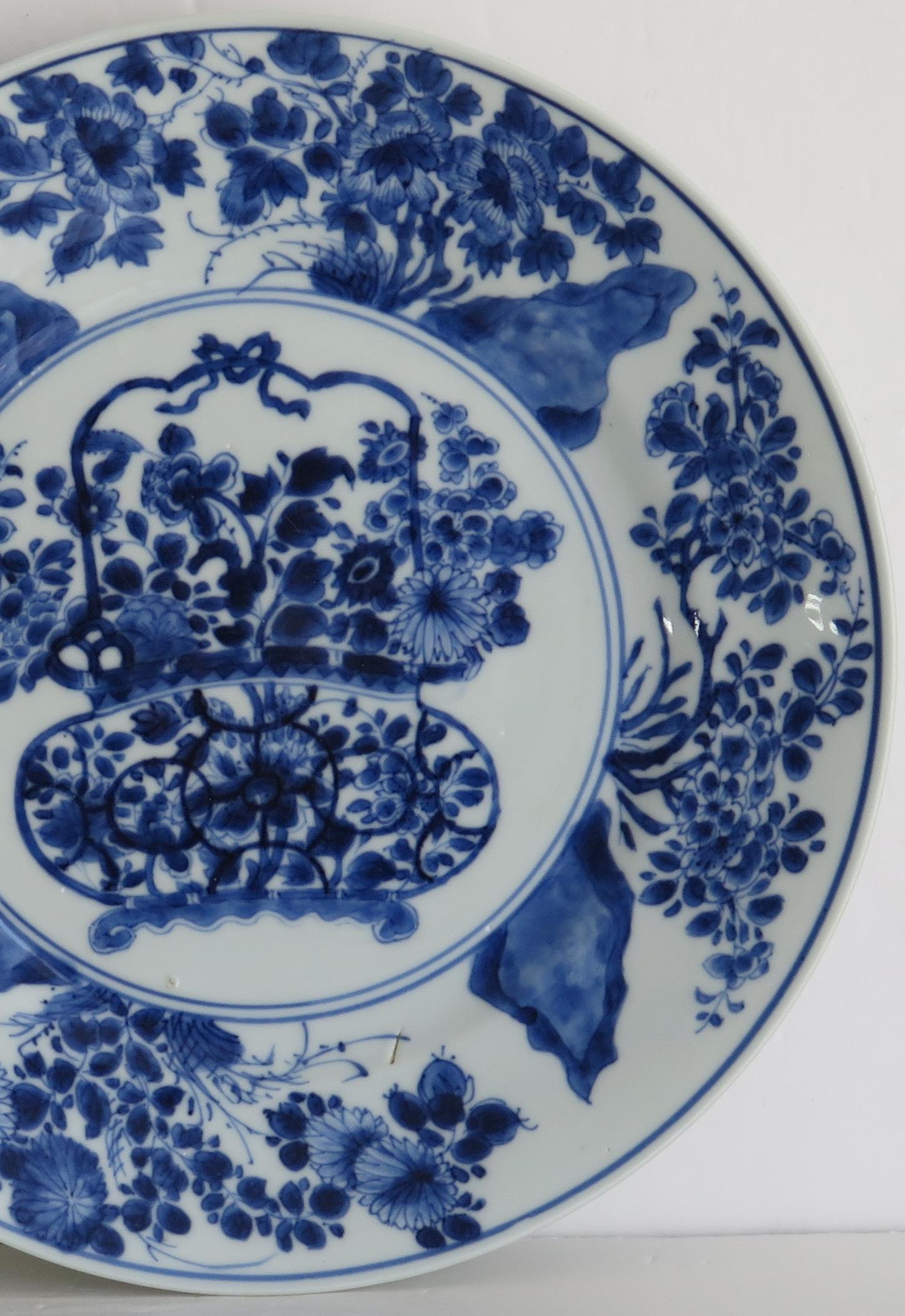 Hand-Painted Kangxi Marked Chinese Large Plate Porcelain Blue & White Flower Bask, circa 1700 For Sale
