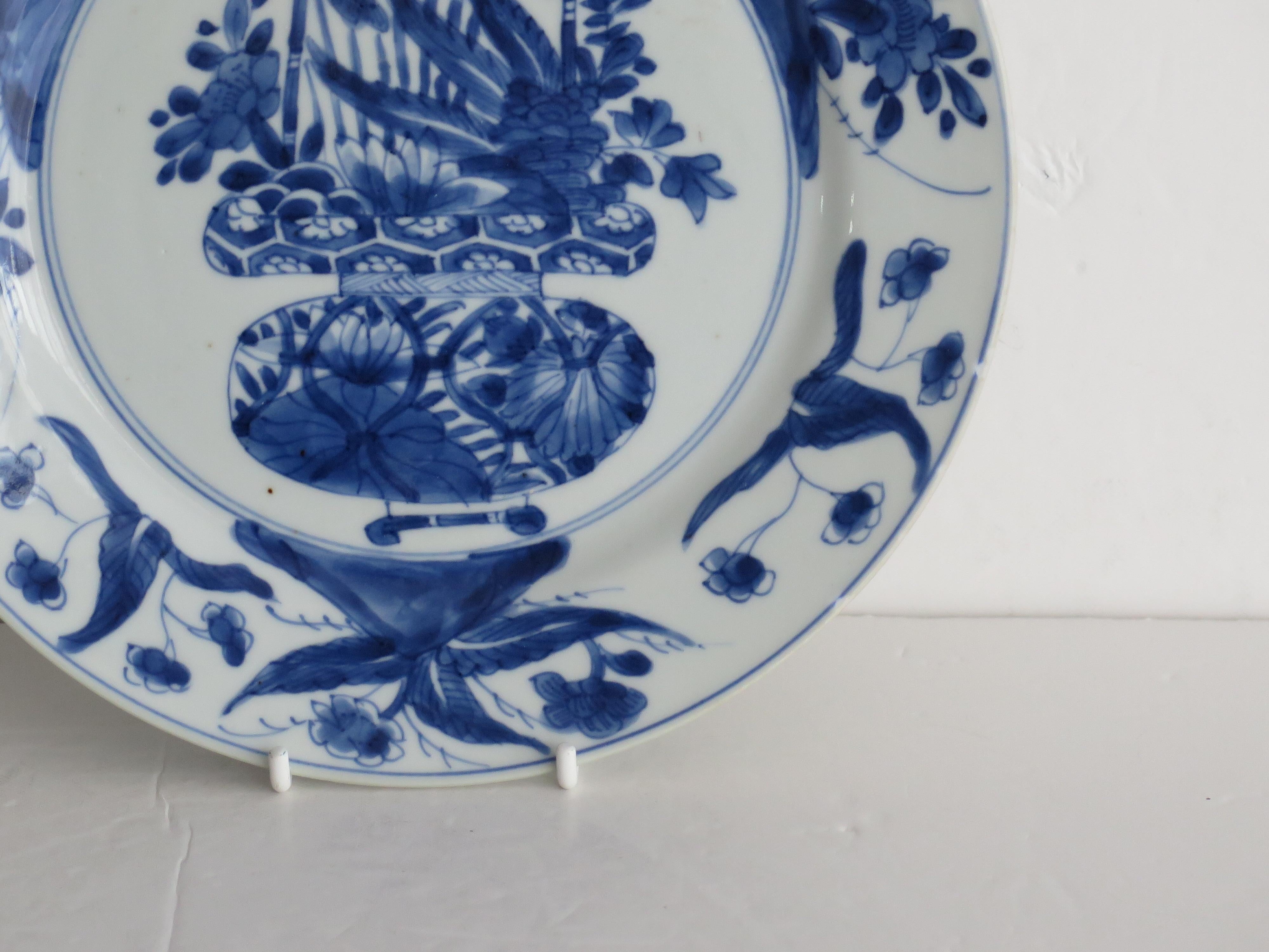 Kangxi marked Chinese Plate Porcelain Blue & White flower basket, Circa 1700 1