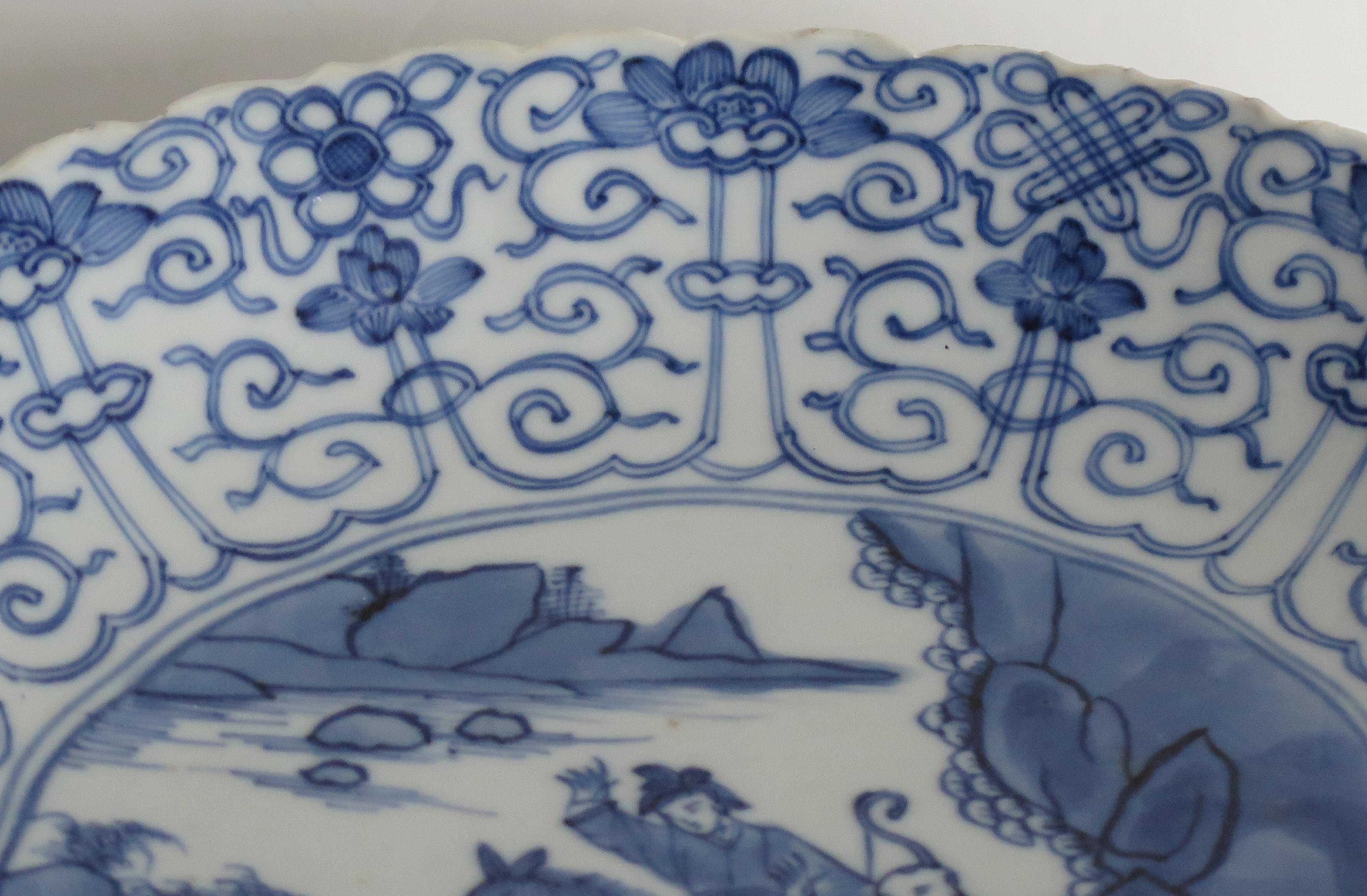 17ème siècle Plat ou assiette chinois d'époque Kangxi en porcelaine bleu et blanc Marque Chenghua ca 1680 en vente