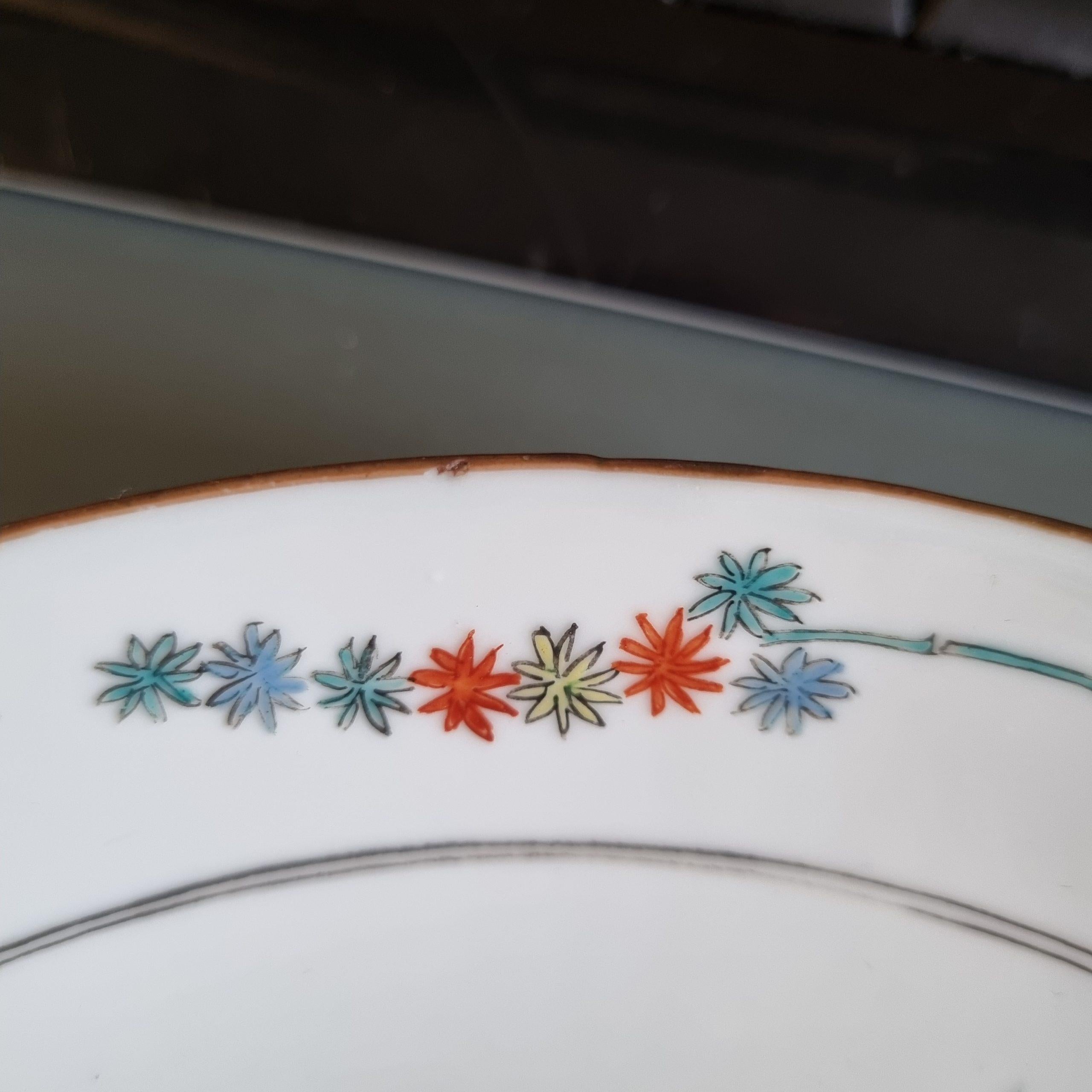 18th Century and Earlier Kangxi Period Chinese Porcelain Kakiemon Plate Dutch Decorated, 18th Century For Sale