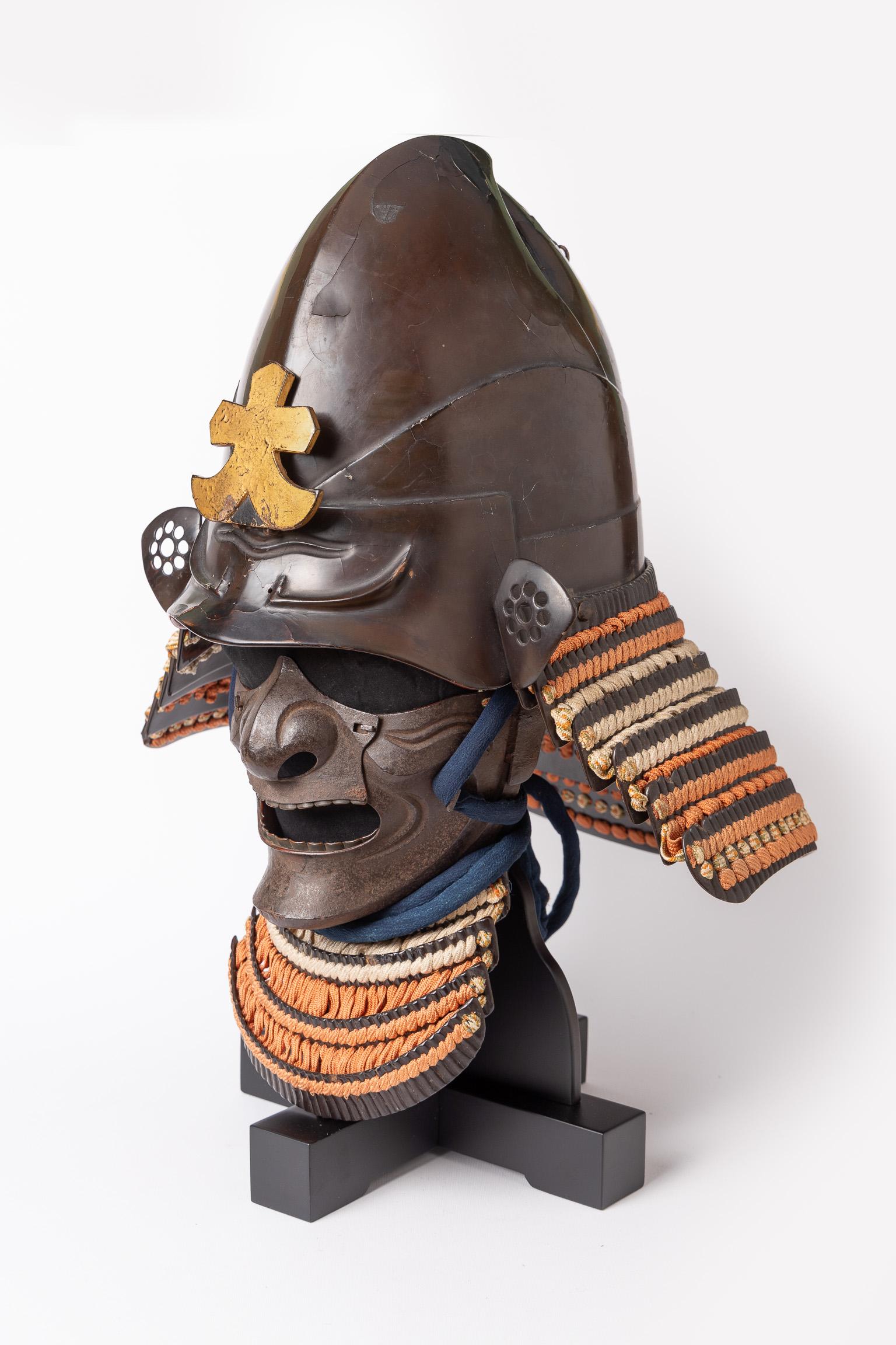 Kani-Nari Kabuto Samurai Helmet Shaped as a Crab’s Claw, 18th Century 4