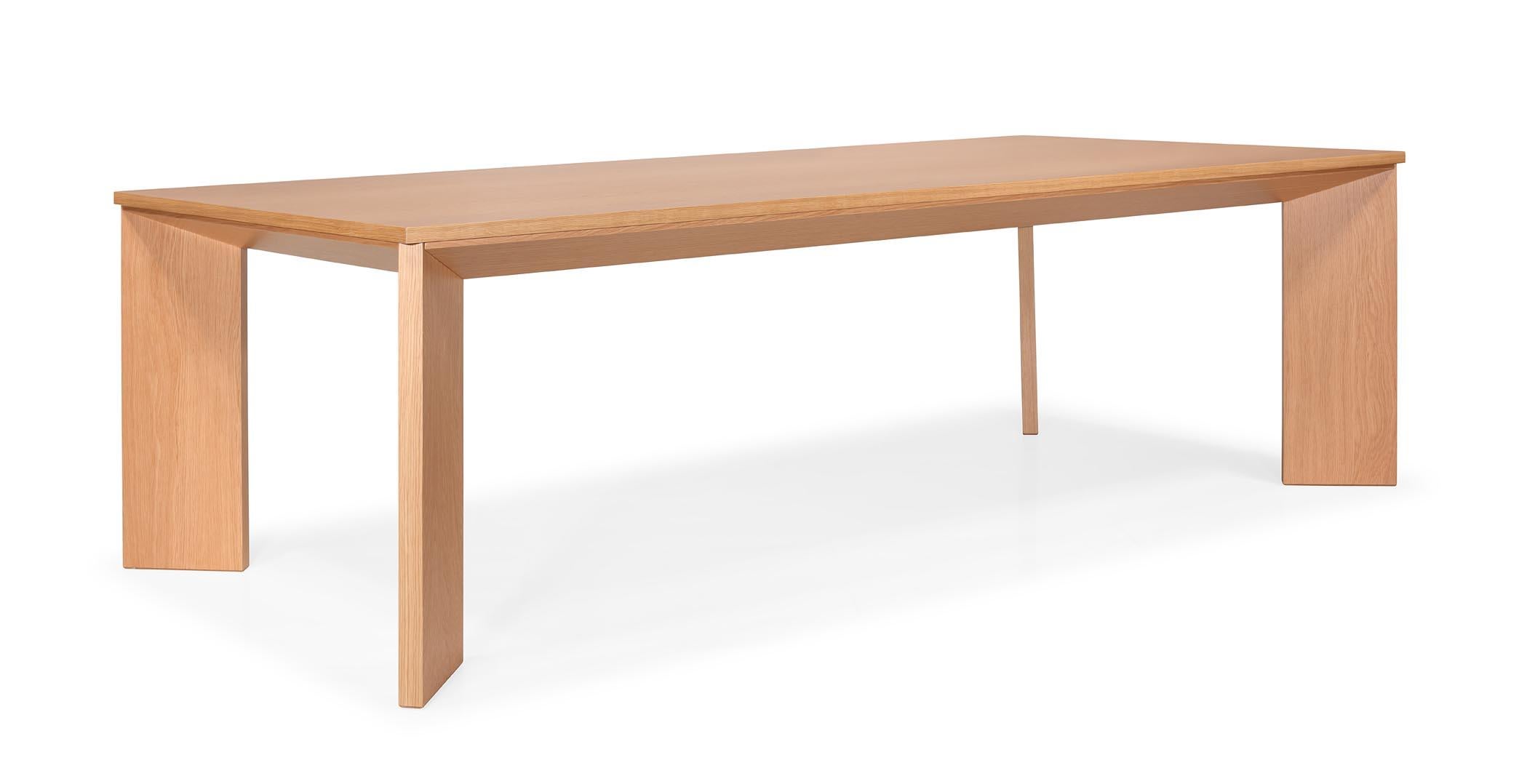 Contemporary Kanji - Rectangular Dining Table with Elegant Oak Wooden Surface For Sale
