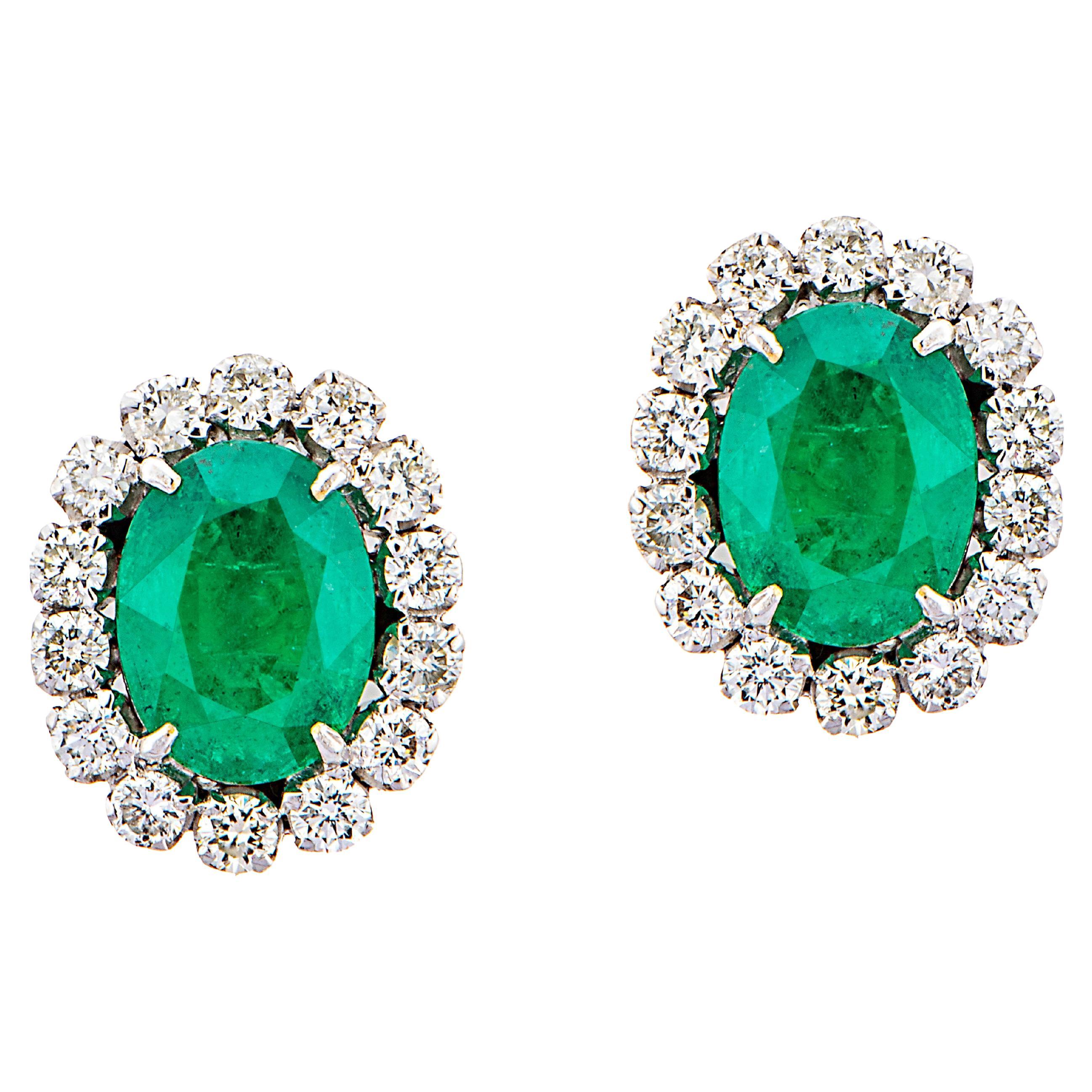 Kanjimull Emerald and diamond eartops For Sale