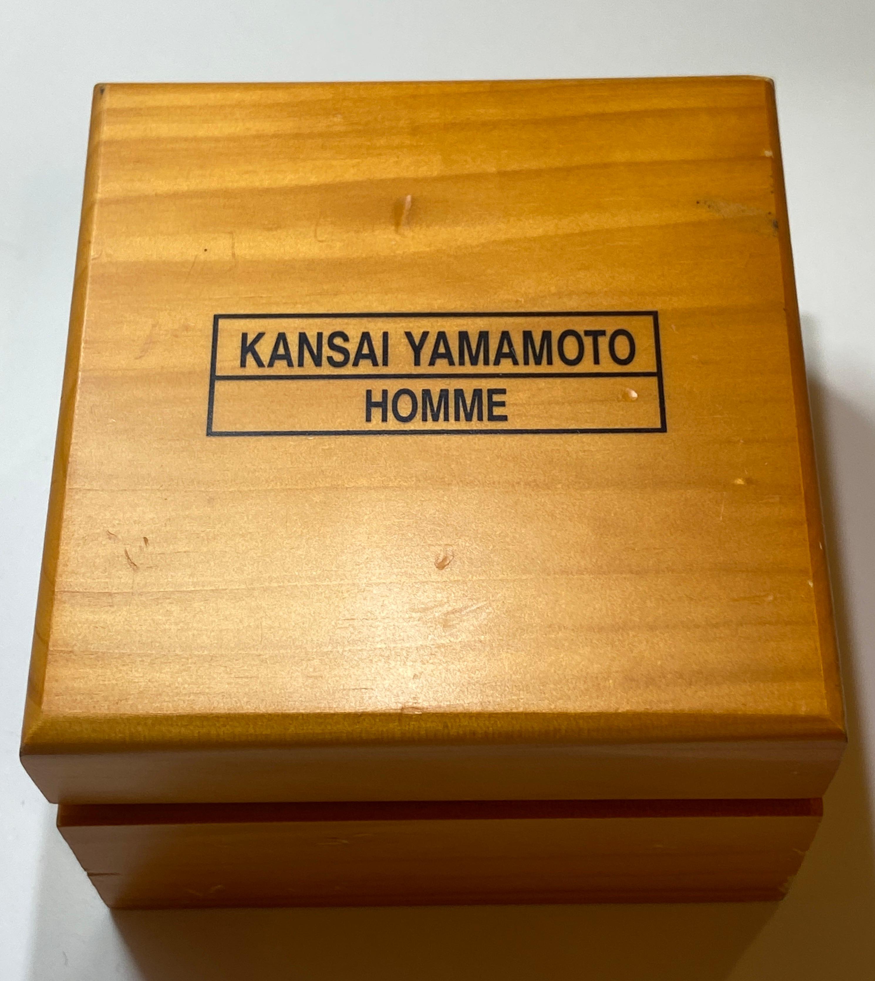 Kansai Yamamoto 5 ATM Automatik-Uhr, wasserdicht, 22 Juwelen, Skelettrücken im Angebot 9