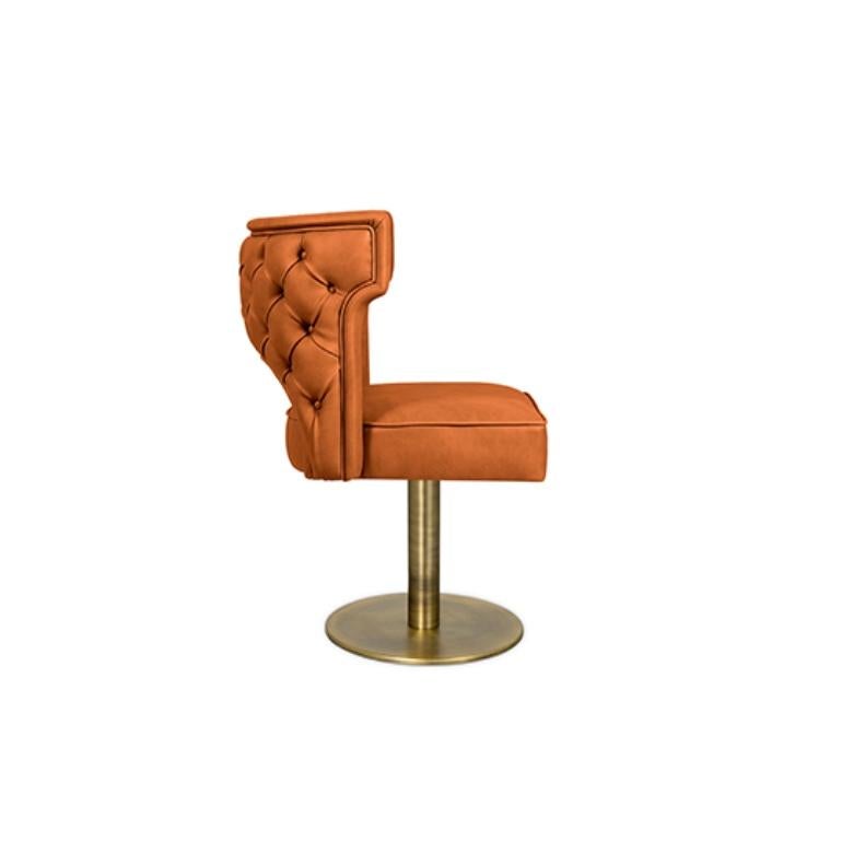 Modern Kansas II Dining Chair with Swivel and Synthetic Leather For Sale