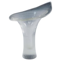 Jarrón de cristal Kantarelli de Tapio Wirkkala para Iittala 1955