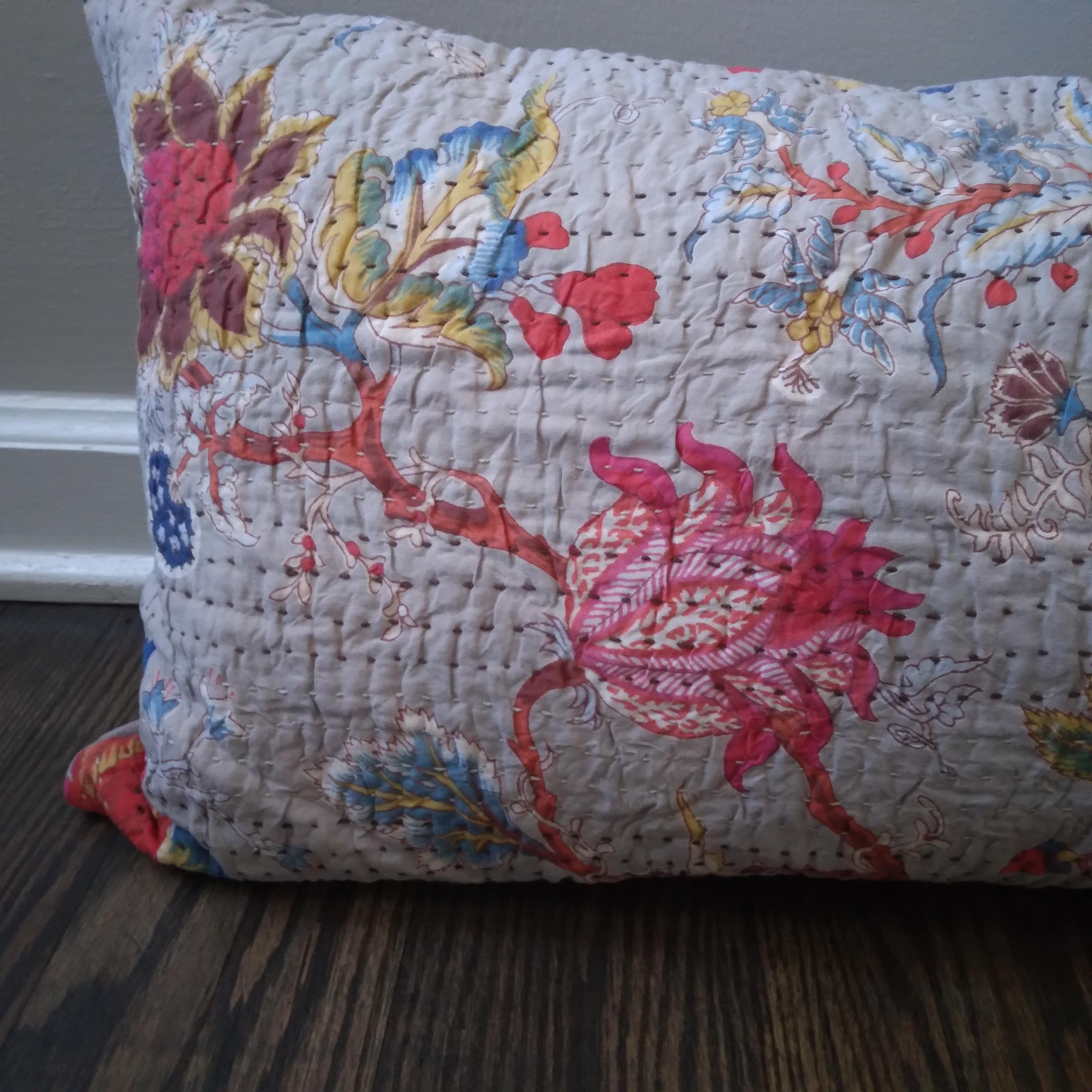 Kantha-inspired Botanical Lumbar Bolster Pillow in Pink and Gray  For Sale 2