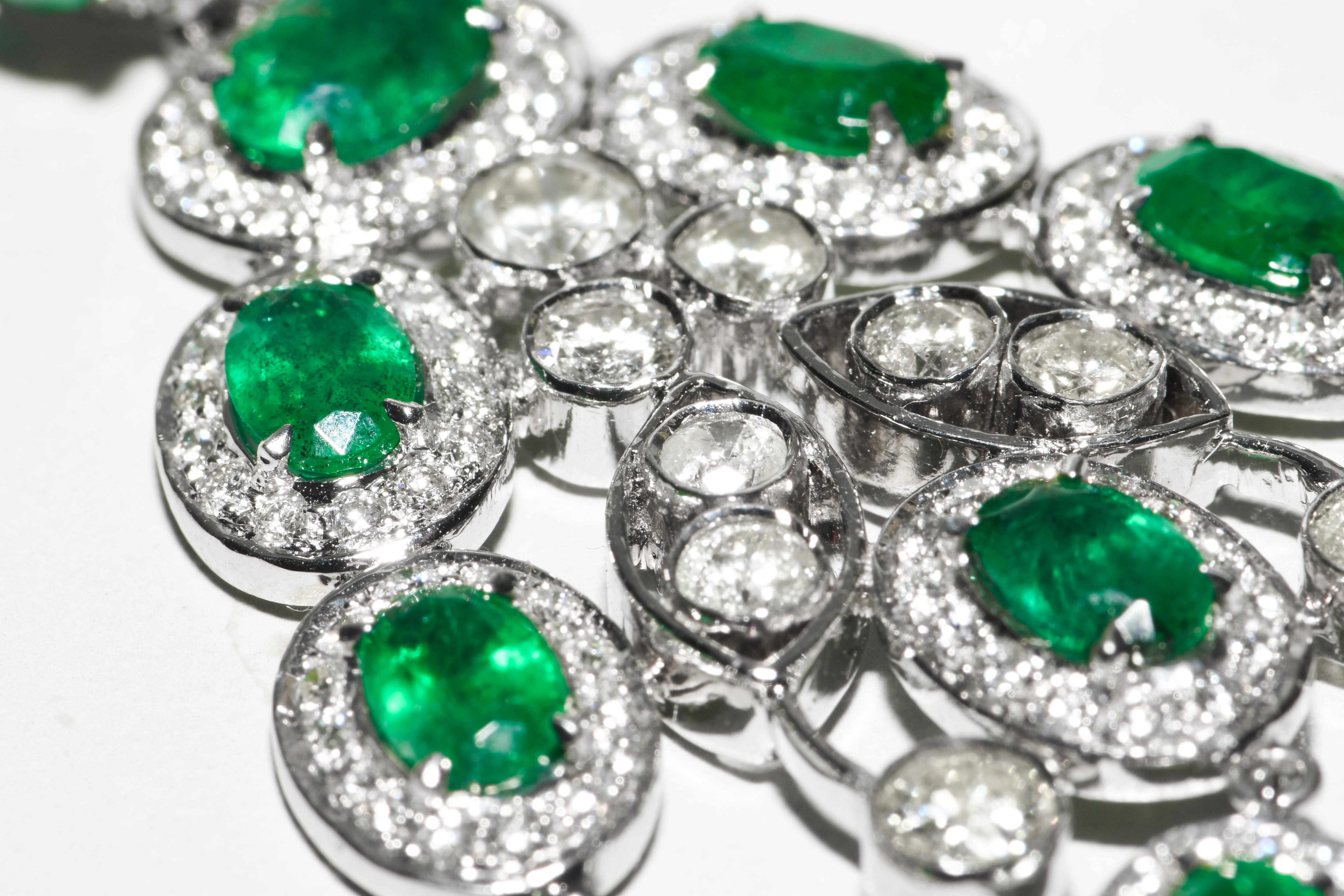 Artisan Kantis 18 Karat White Diamond and Oval Emeralds Pierced Dangle Drop Earrings