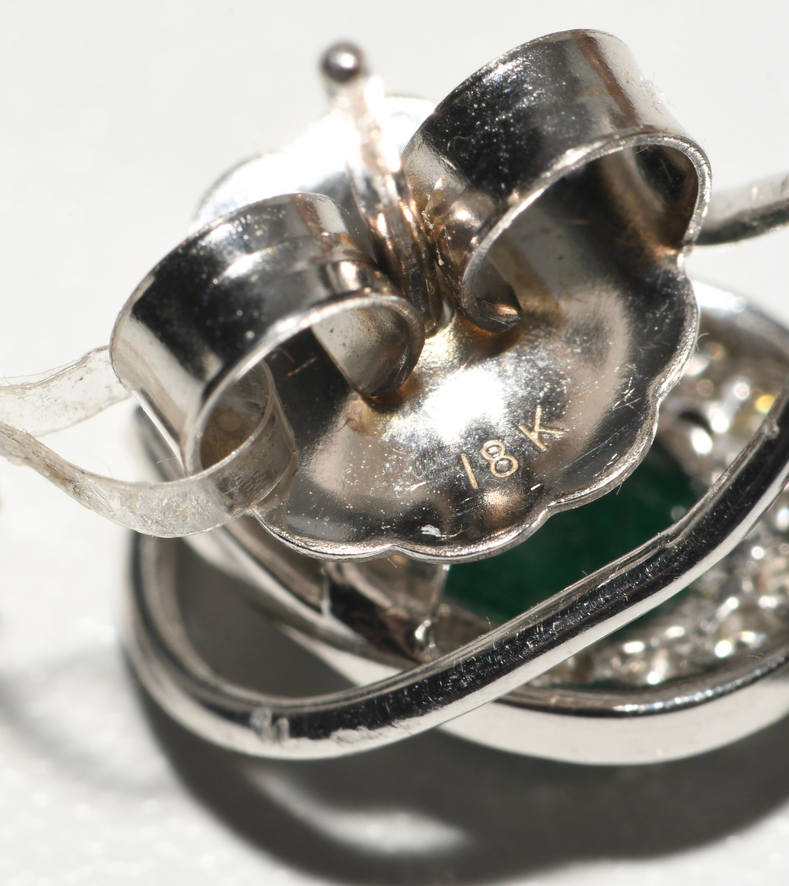 Kantis 18 Karat White Diamond and Oval Emeralds Pierced Dangle Drop Earrings In New Condition In Palm Beach, FL