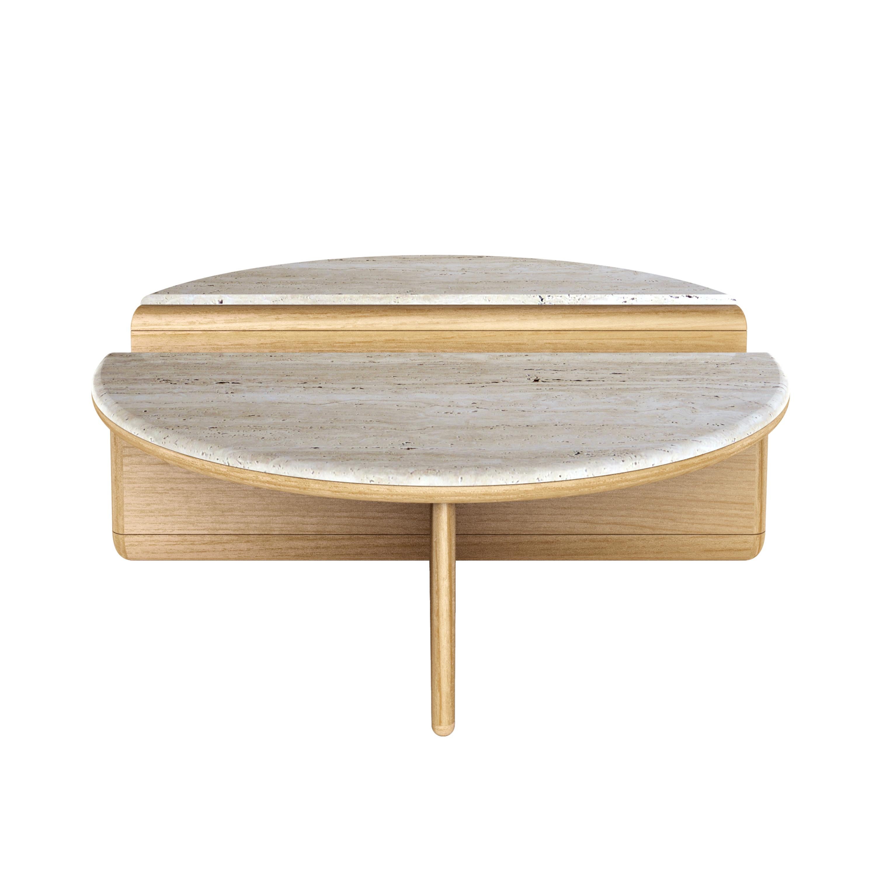 Table basse en chêne et travertin Kanyon par Studio Kali
Dimensions : Ø 90 x H 37 cm : Ø 90 x H 37 cm.
MATERIAL : Chêne, placage et travertin.

Il est possible de personnaliser les dimensions et les matériaux. Peut être produit avec différents bois