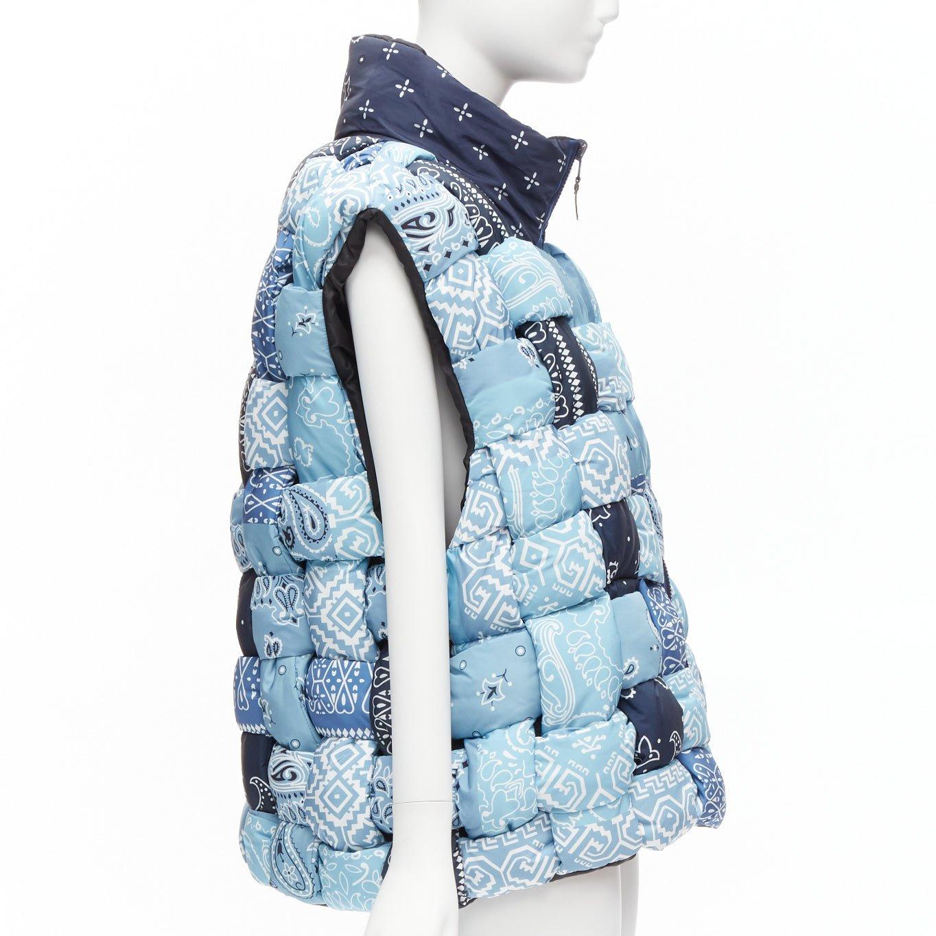 KAPITAL Bandana Paisley Keel blue reversible woven padded puffer vest JP3 L In Excellent Condition For Sale In Hong Kong, NT