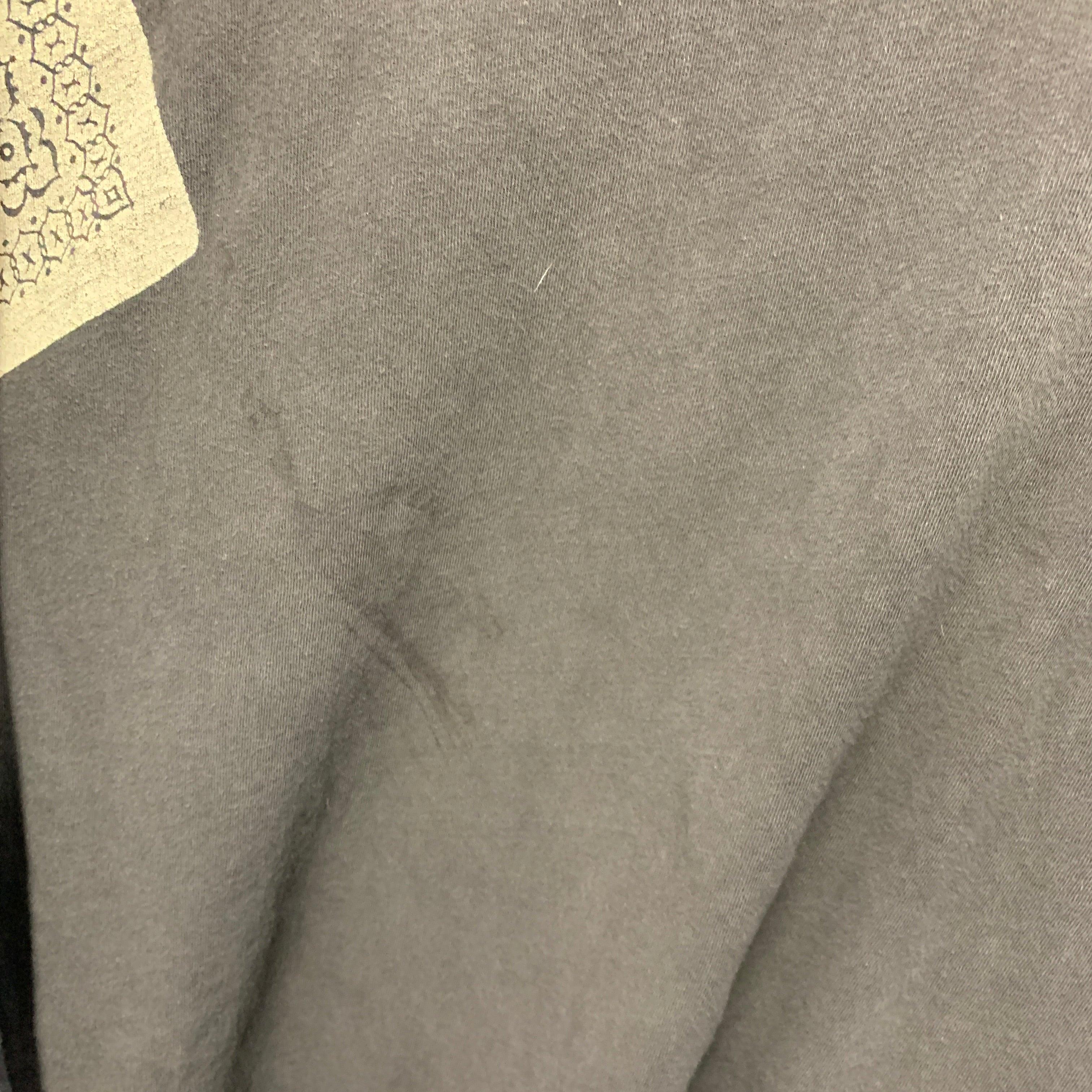 KAPITAL Talla L Gris Crema Estampado Bandana Algodón Un Bolsillo Camiseta oversize en venta 4
