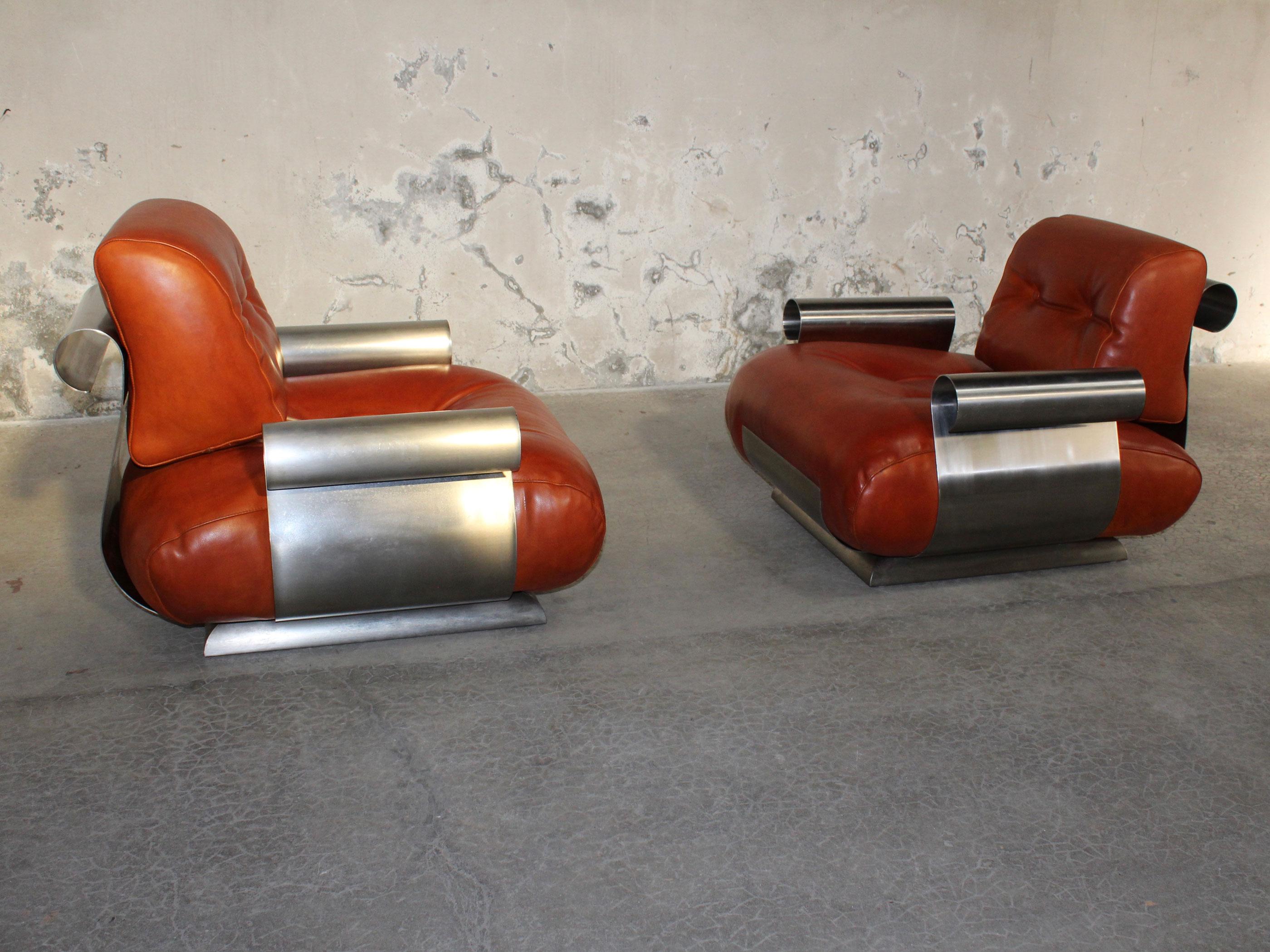 Kappa Attr. Pair of Leather and Stainless Armchair In Excellent Condition In Grenoble, FR