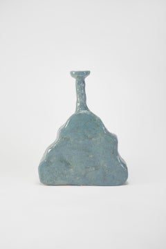 Große Vase aus Keramik in einzigartiger organischer Form, schlichtem Mute-Blau von Willem Van Hooff