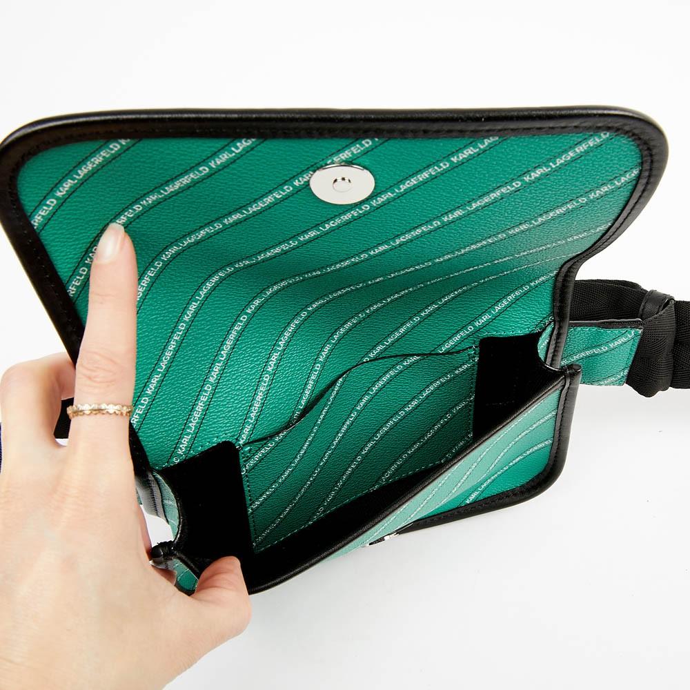 Kar Lagerfeld Tokyo Grüne Gürteltasche im Angebot 5