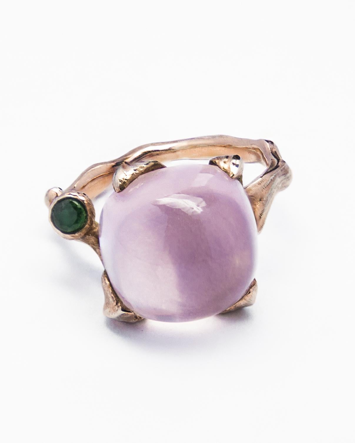 Kara 18K Gold with Rose Quartz and Emerald Ring In New Condition For Sale In London, GB