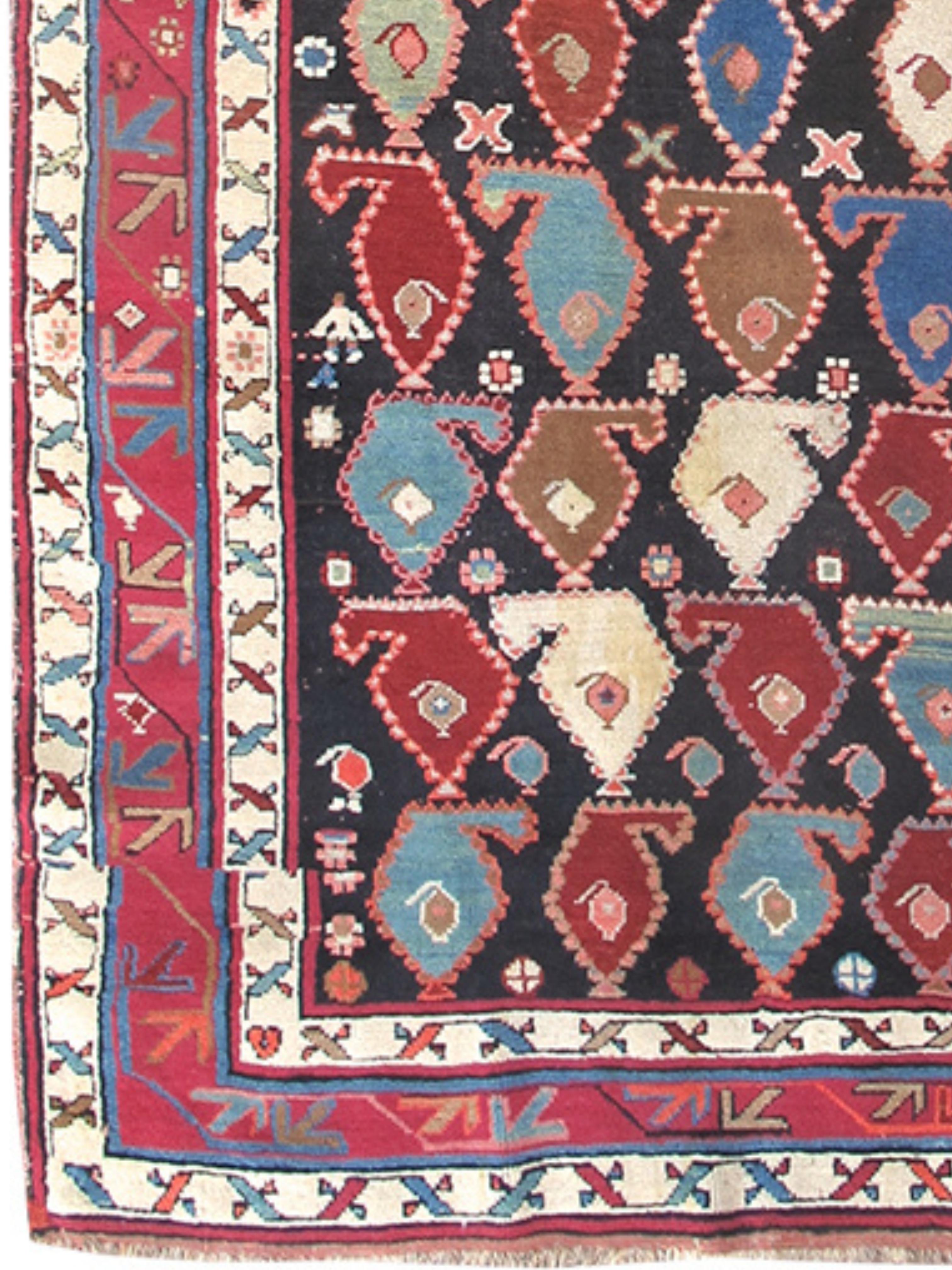 Karabagh-Teppich, um 1900 im Zustand „Hervorragend“ im Angebot in San Francisco, CA