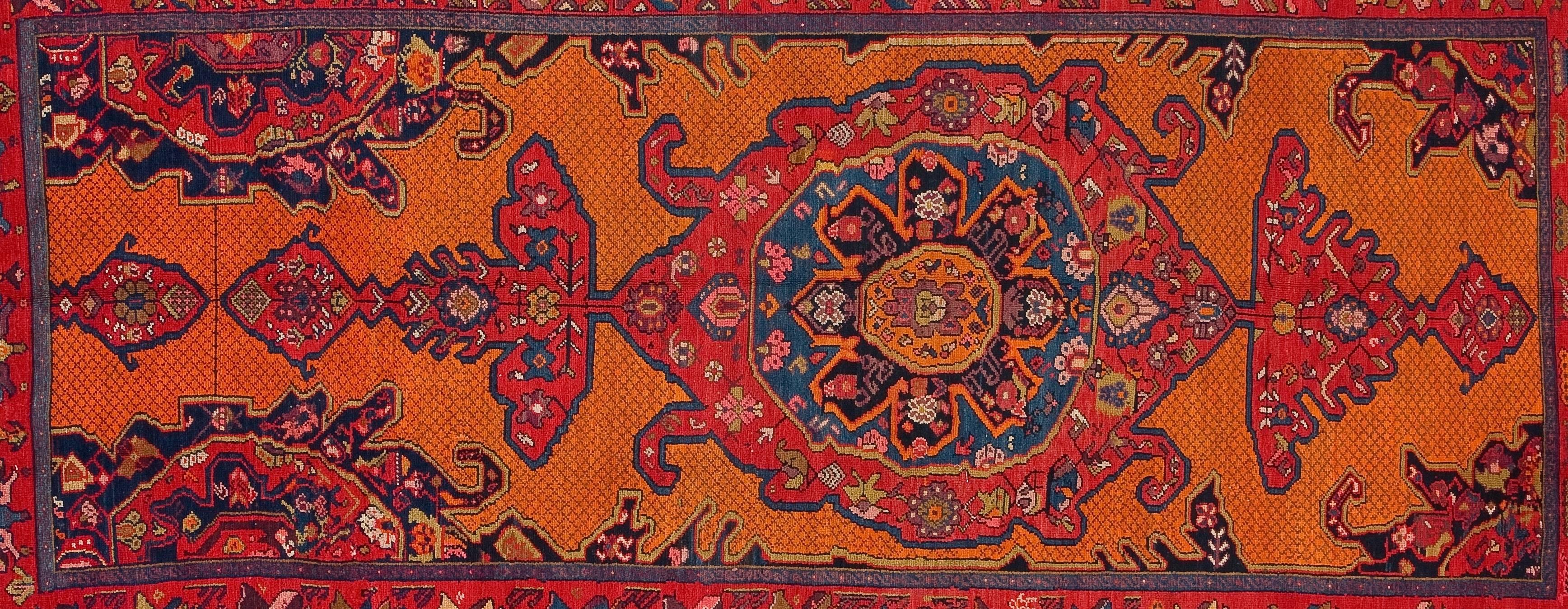 This antique Bokhara Russian piece has at least 70 years old and represent some of the very finest examples of art from the time and place from which they originate. The complex methods and high-quality ingredients employed by the master rug makers