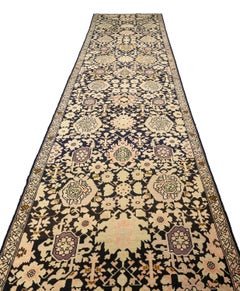 Extra Long Runner Karabakh 'Qarabağ' , ca. 1900