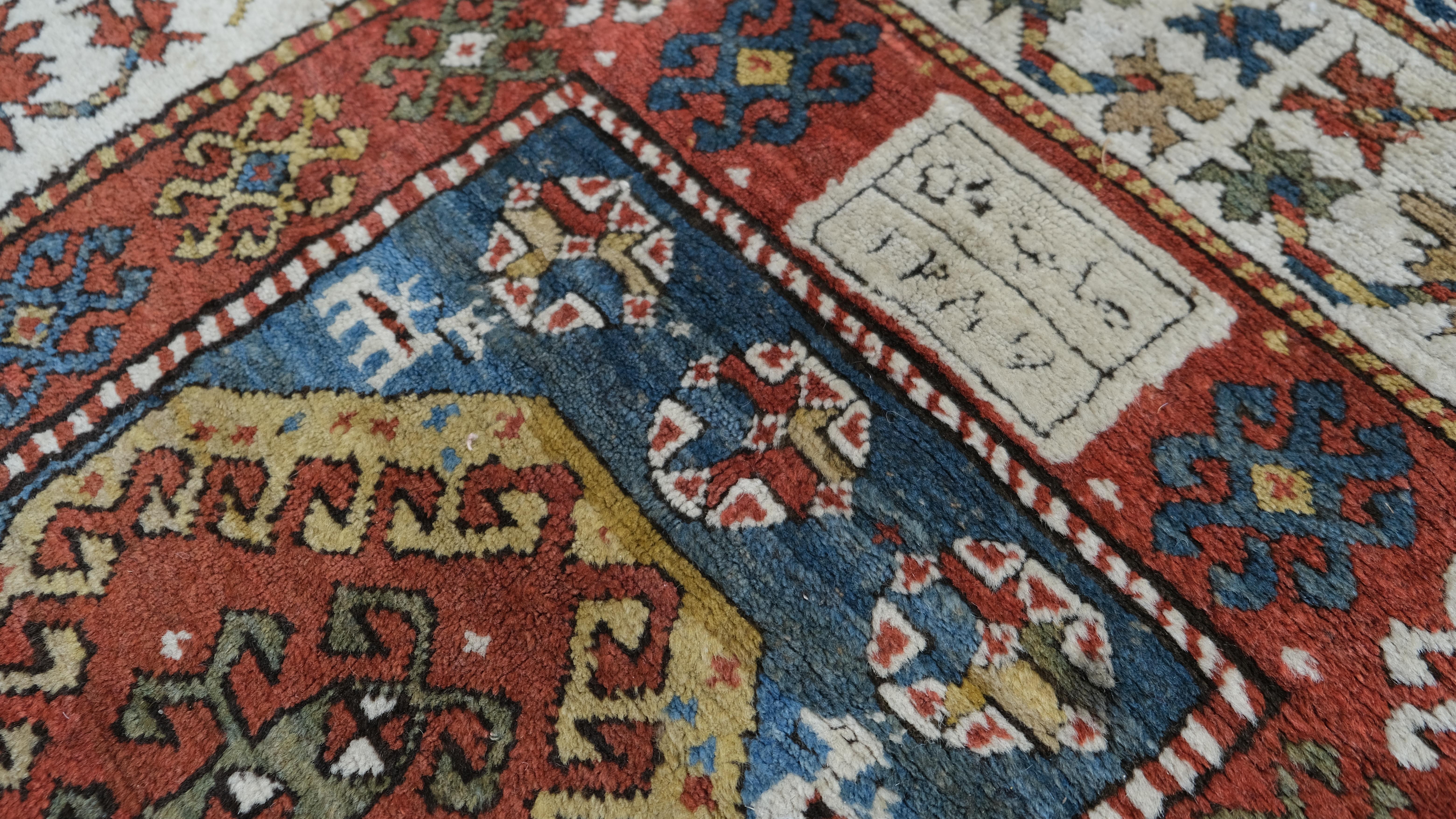 Karachopf Kazak Antiker roter und blauer Wollteppich  4'x9'2'' um 1870-1900 (Handgeknüpft) im Angebot