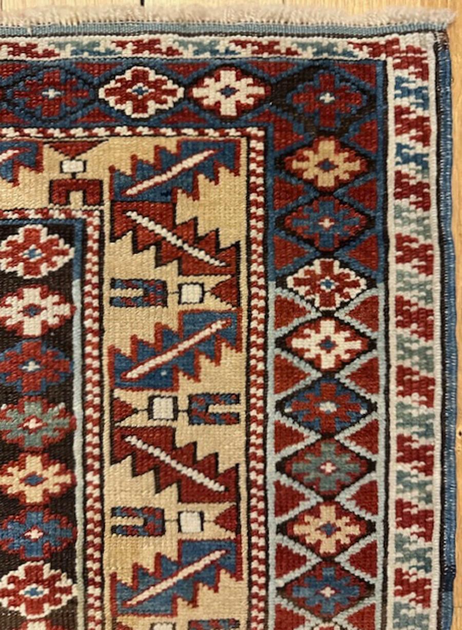 Tissé à la main Tapis Karagashli en vente