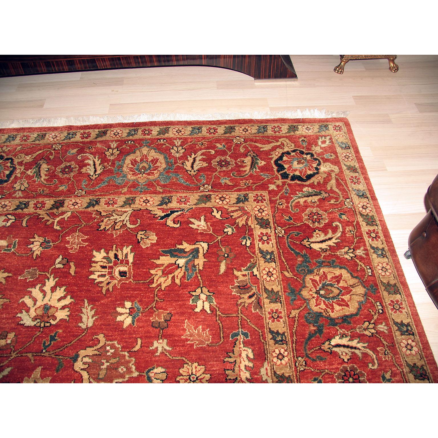 Tapis Karaman - Très grand tapis semi-ancien d'Anatolie en vente 3