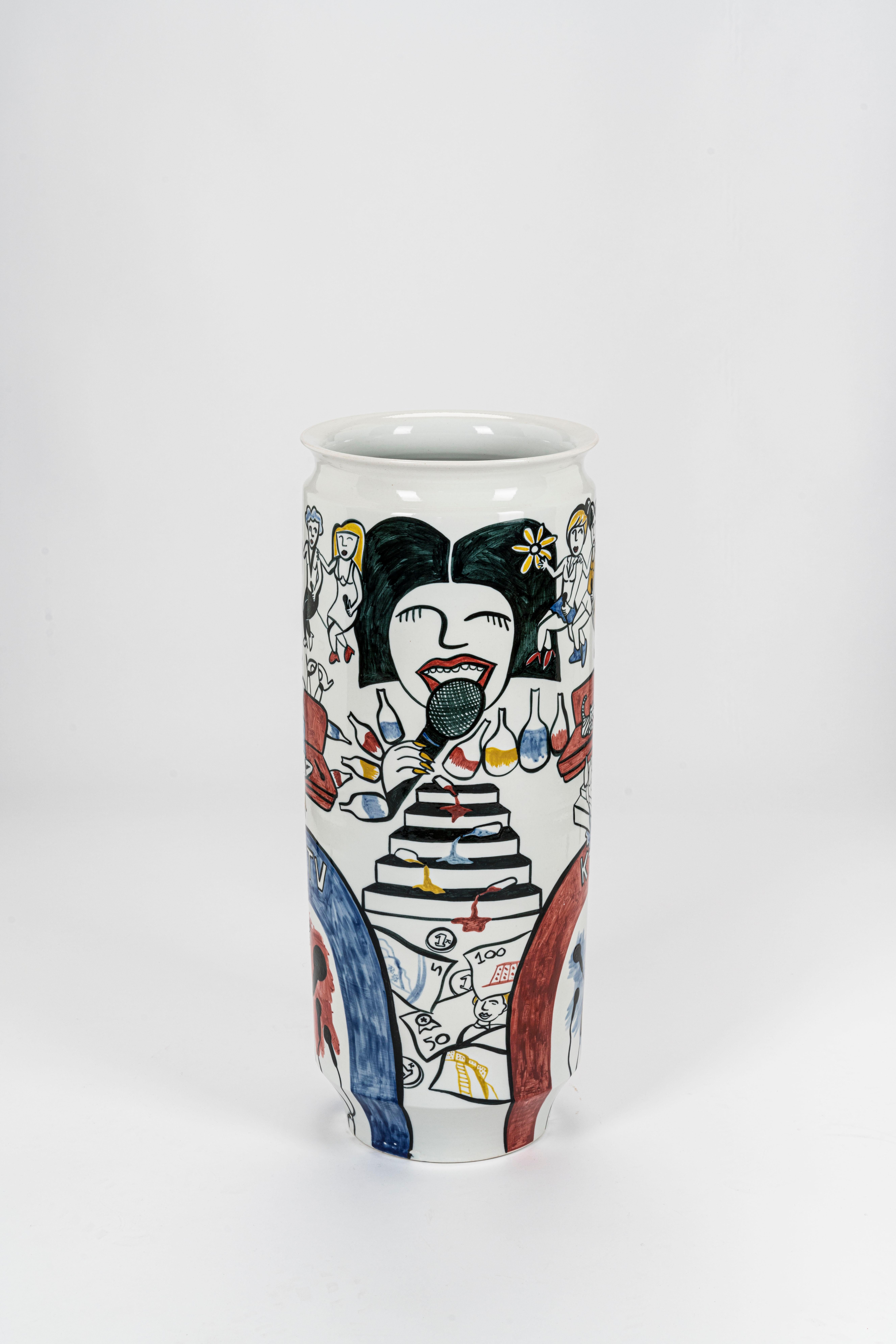 Exportation chinoise Grand vase en porcelaine blanche « Karaoke » de Luce Raggi  Italie / Chine Contemporain en vente