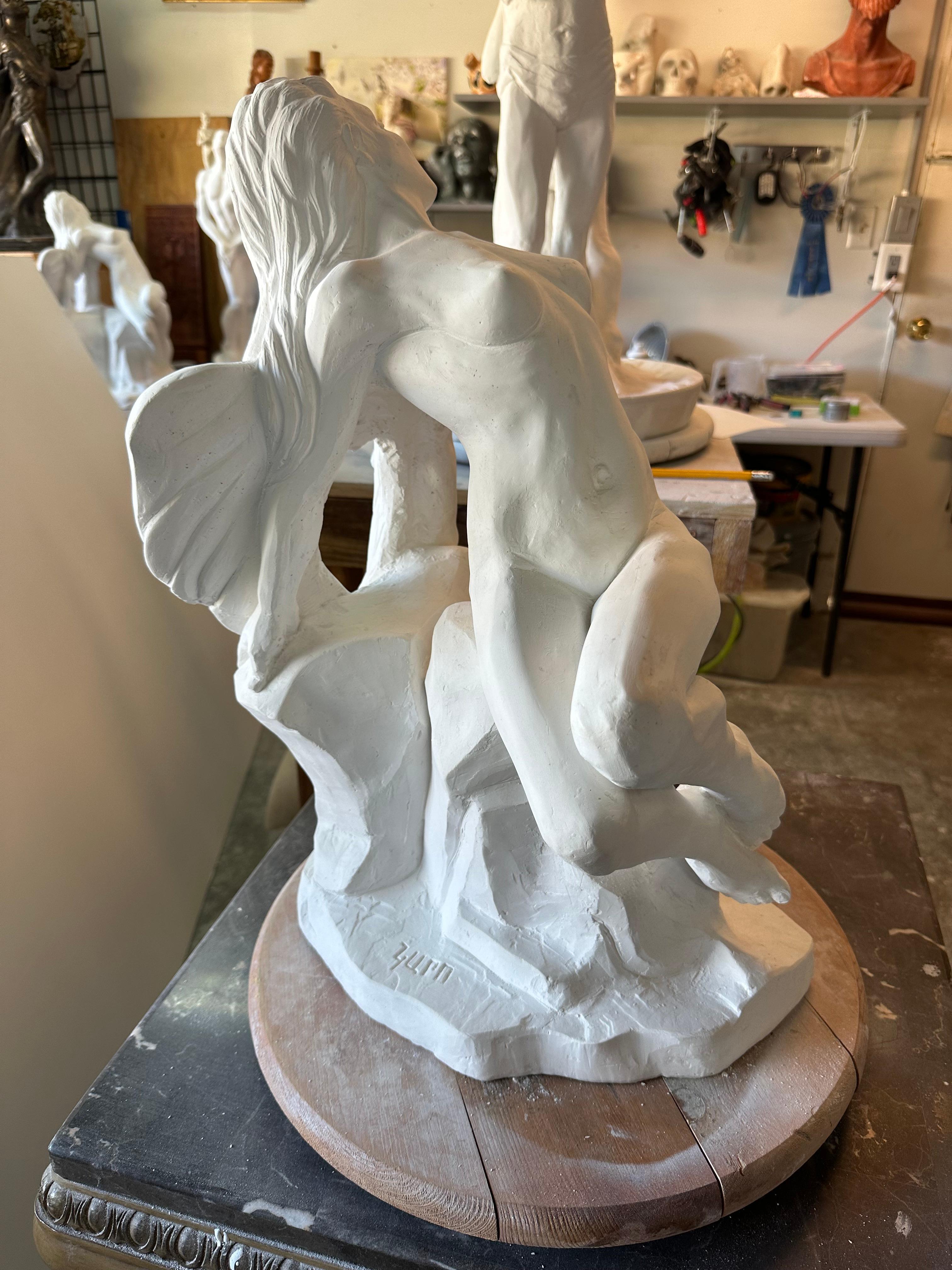 Fallen Angel, Skulptur, Hydro-Stein, handgefertigt von Garo, Unikat, Skulptur (Grau), Figurative Sculpture, von Karapet Balakeseryan  (Garo)