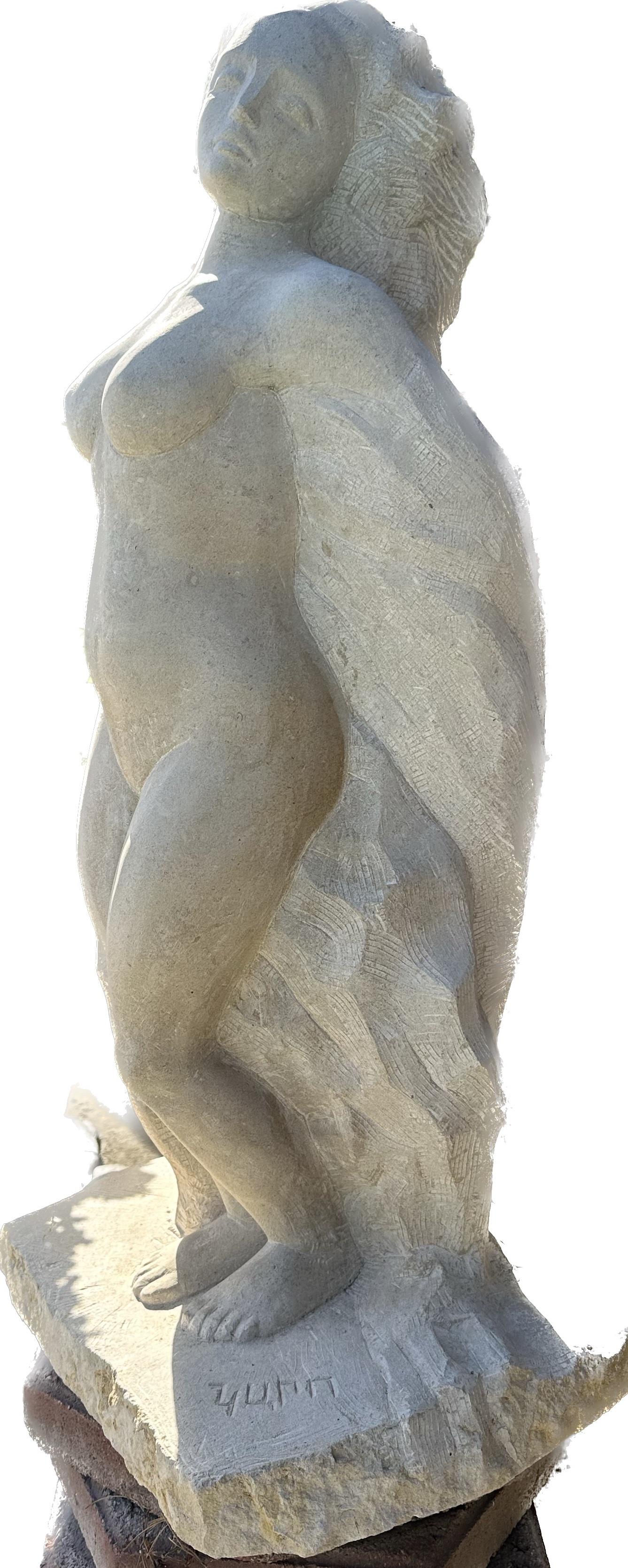 Aktfrau, Skulptur, Stein, handgefertigt von Garo – Sculpture von Karapet Balakeseryan  (Garo)