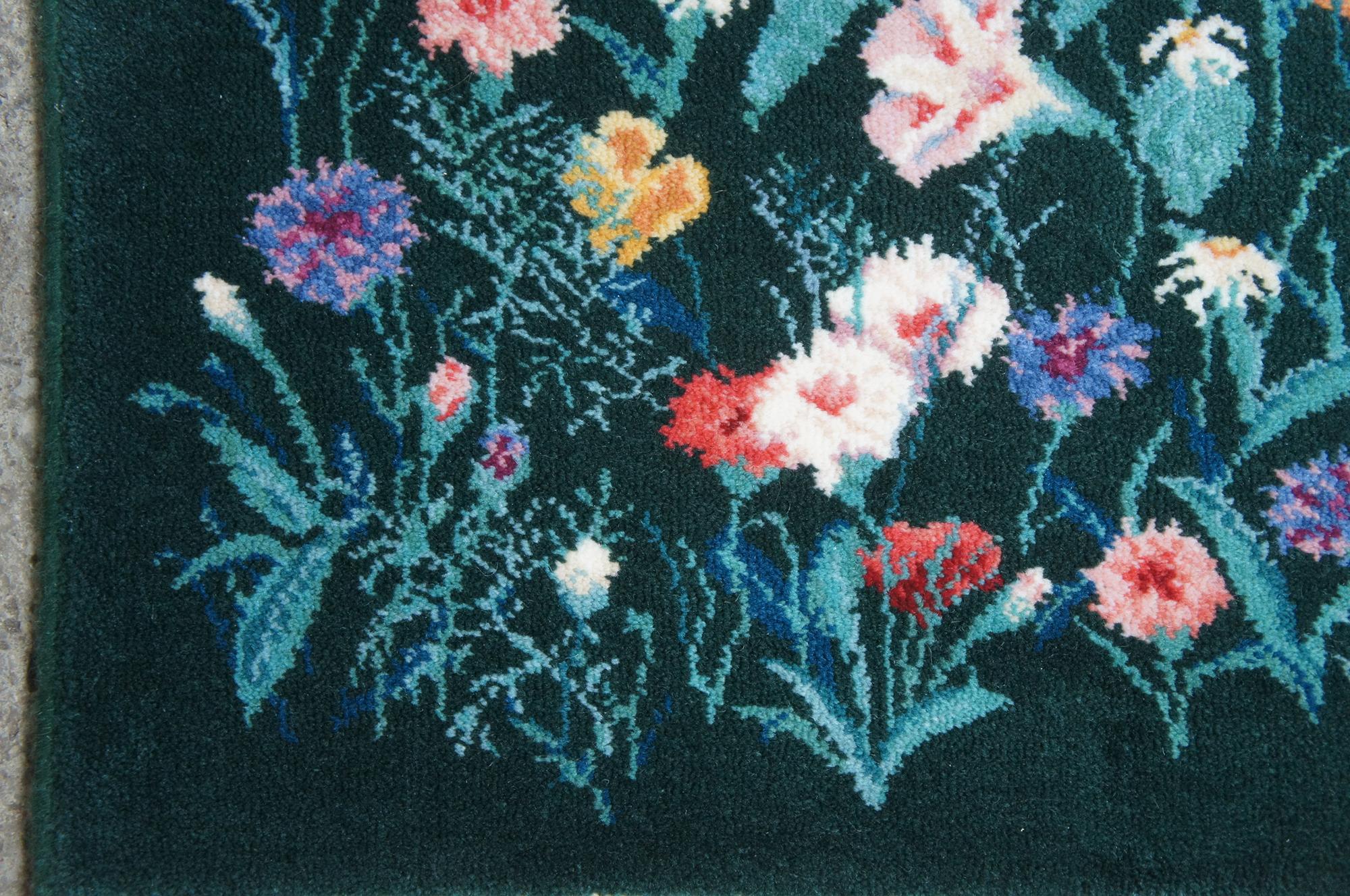 20th Century Karastan 100% Wool Garden of Eden Wildflowers Area Rug Carpet 509/9751