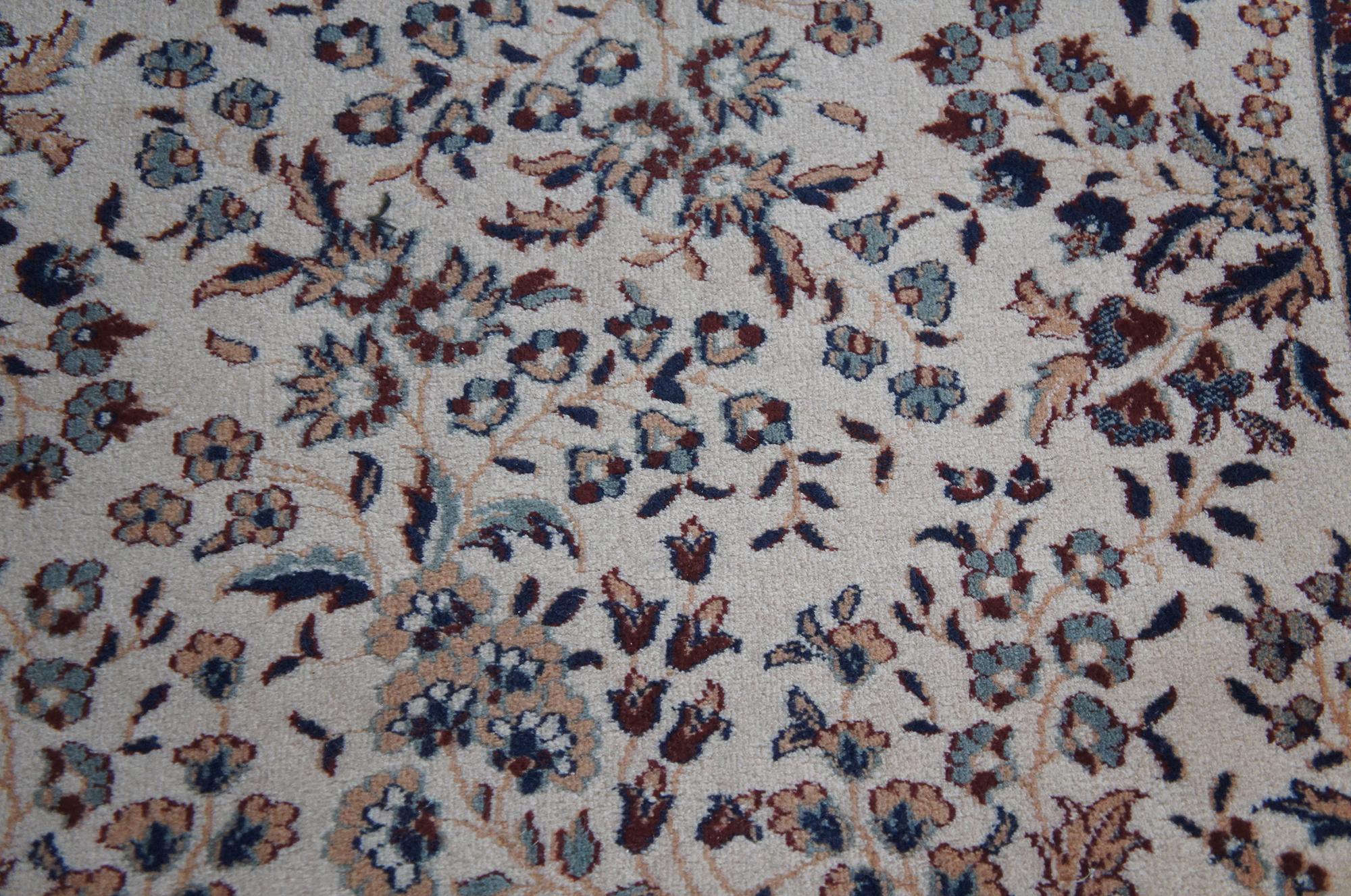 20th Century Karastan Kara Mar 100% Wool Floral Kirman Area Rug Carpet Belgium 300-1020 4 x 6